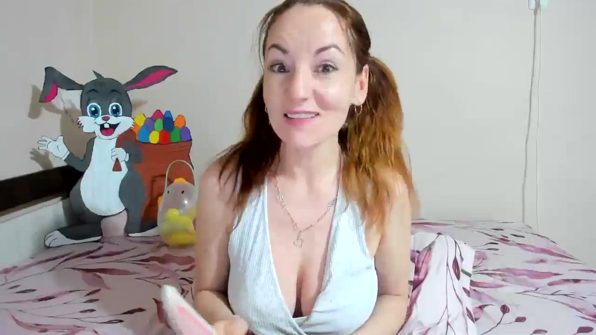 Gallery image thumbnail from elisha4ubbb's myfreecams stream on, 04/05/2025, 03:32 image 13 of 20