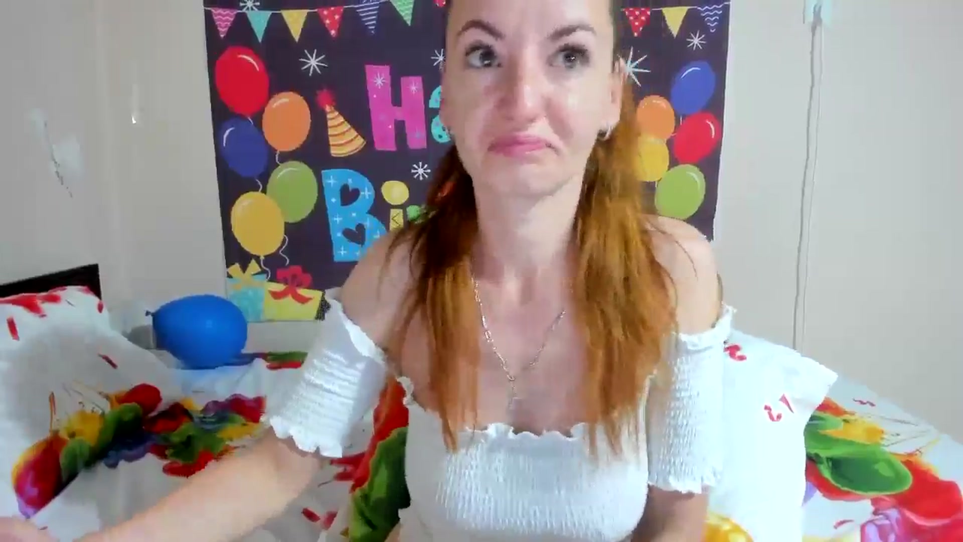 Gallery image thumbnail from elisha4ubbb's myfreecams stream on, 05/03/2025, 03:18 image 6 of 20