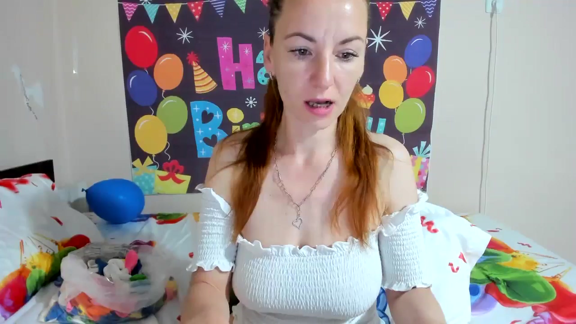Gallery image thumbnail from elisha4ubbb's myfreecams stream on, 05/03/2025, 03:18 image 20 of 20