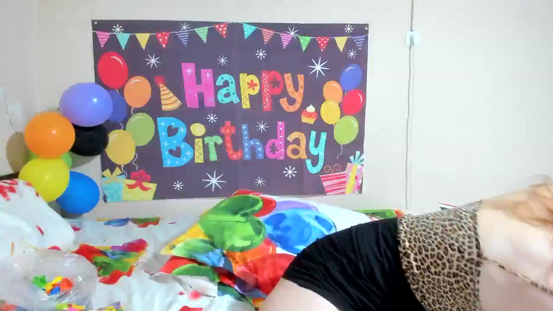 Gallery image thumbnail from elisha4ubbb's myfreecams stream on, 05/04/2025, 03:41 image 18 of 20