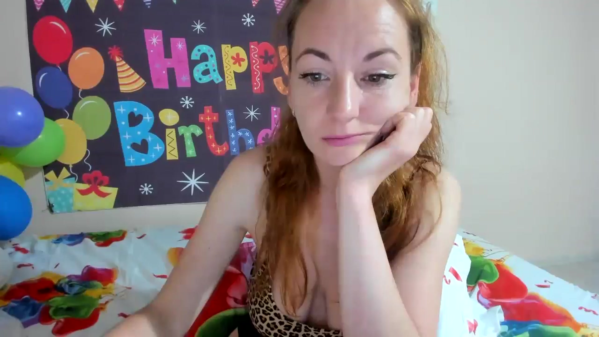 Gallery image thumbnail from elisha4ubbb's myfreecams stream on, 05/04/2025, 04:13 image 19 of 20