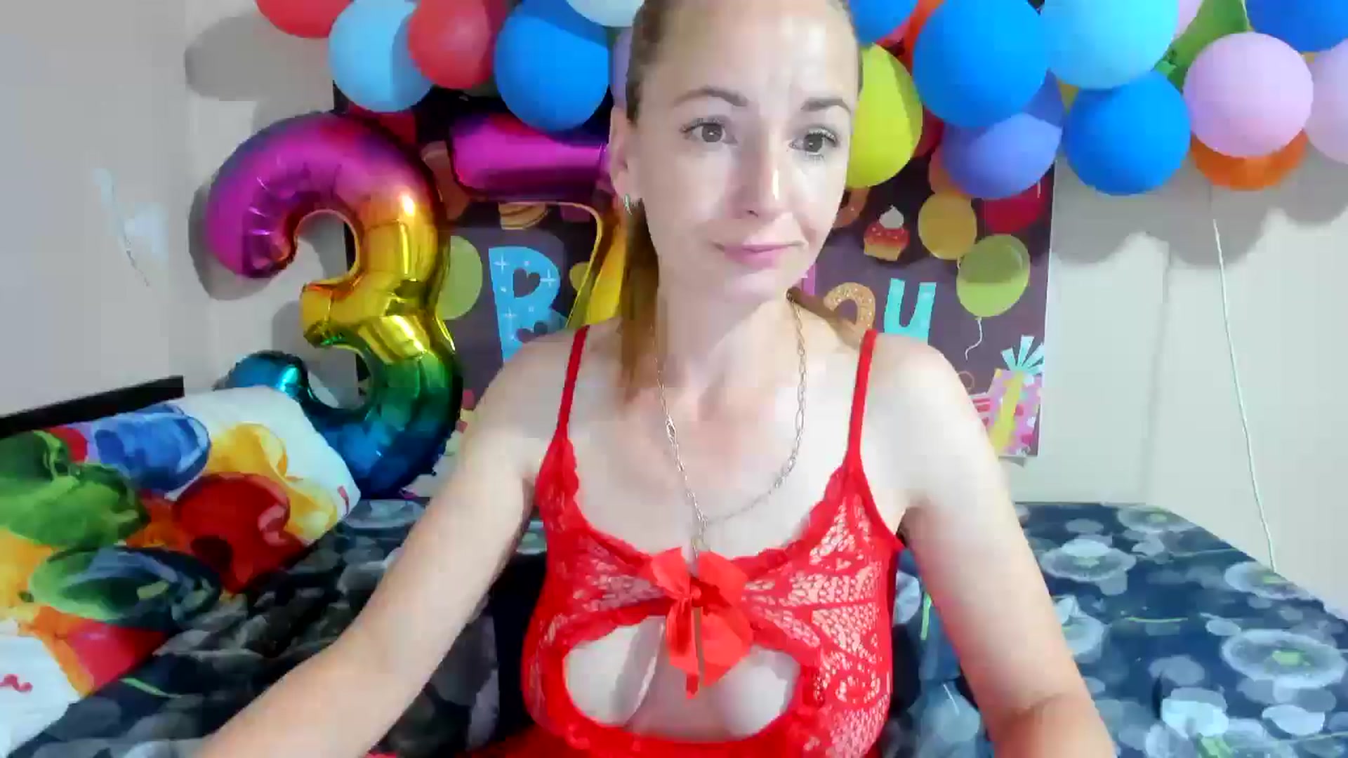 Gallery image thumbnail from elisha4ubbb's myfreecams stream on, 06/05/2025, 03:27 image 1 of 20