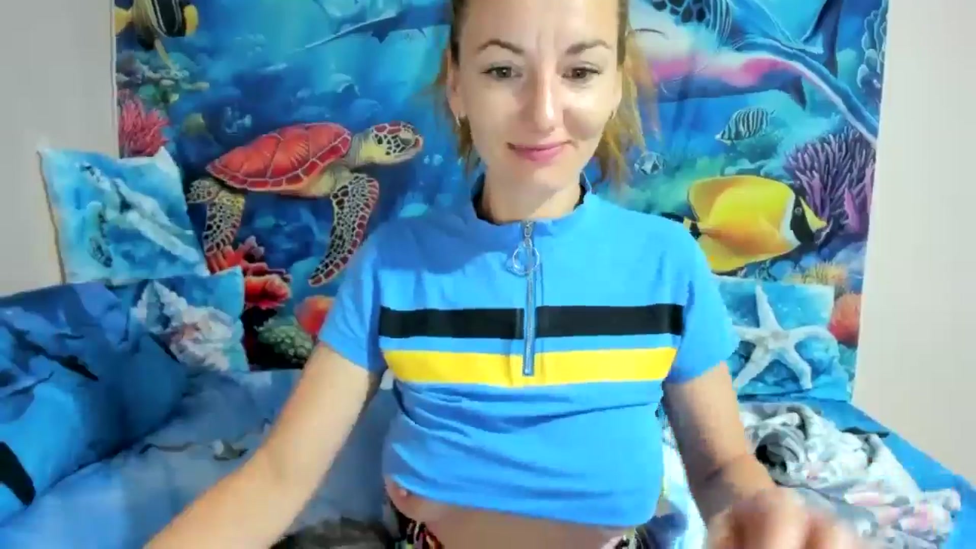 Gallery image thumbnail from elisha4ubbb's myfreecams stream on, 06/14/2025, 04:23 image 5 of 20