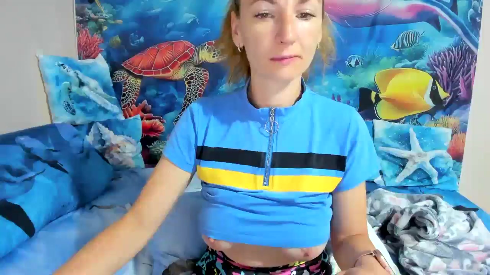 Gallery image thumbnail from elisha4ubbb's myfreecams stream on, 06/14/2025, 04:23 image 15 of 20