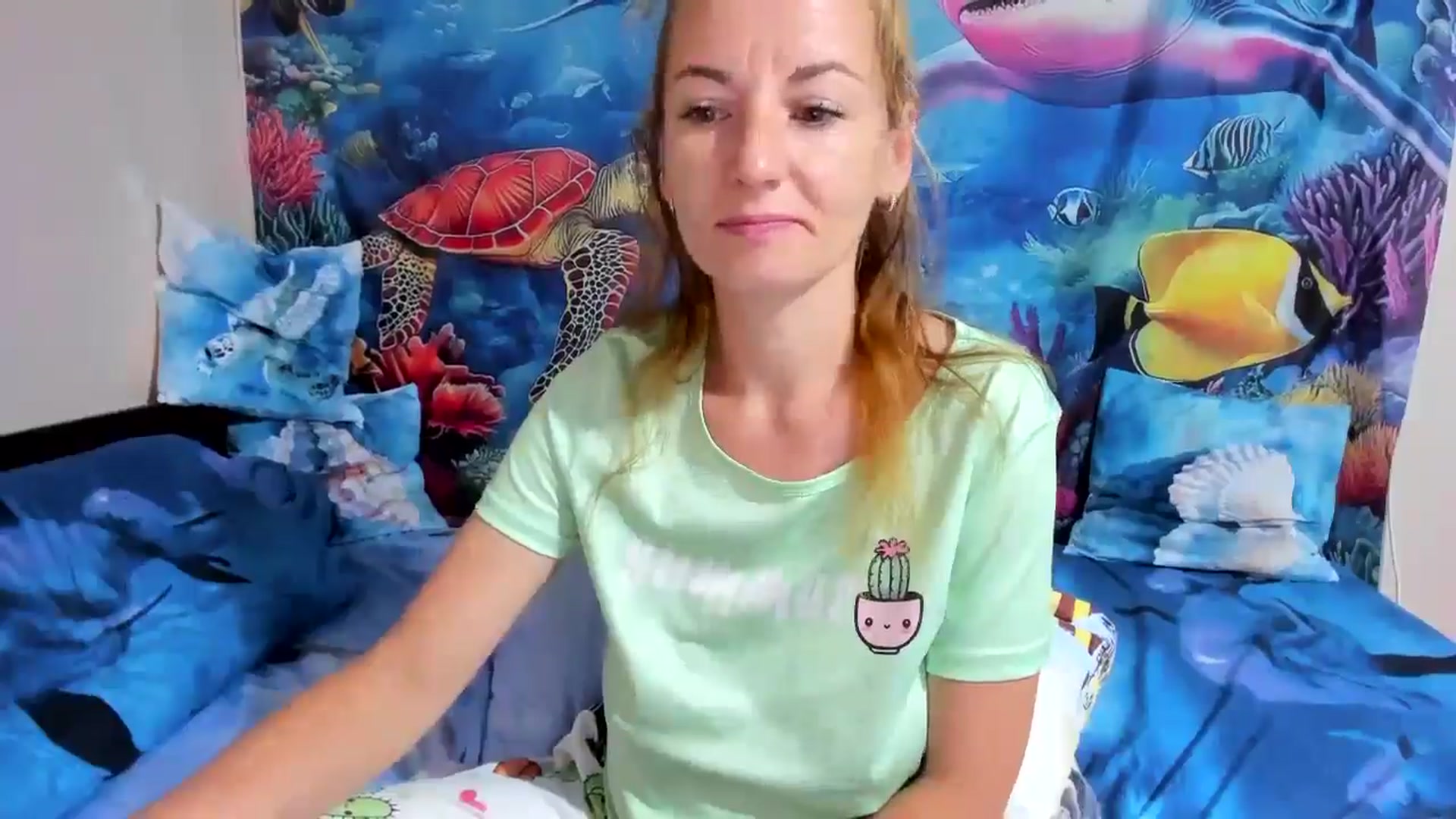 Gallery image thumbnail from elisha4ubbb's myfreecams stream on, 06/15/2025, 03:57 image 11 of 20