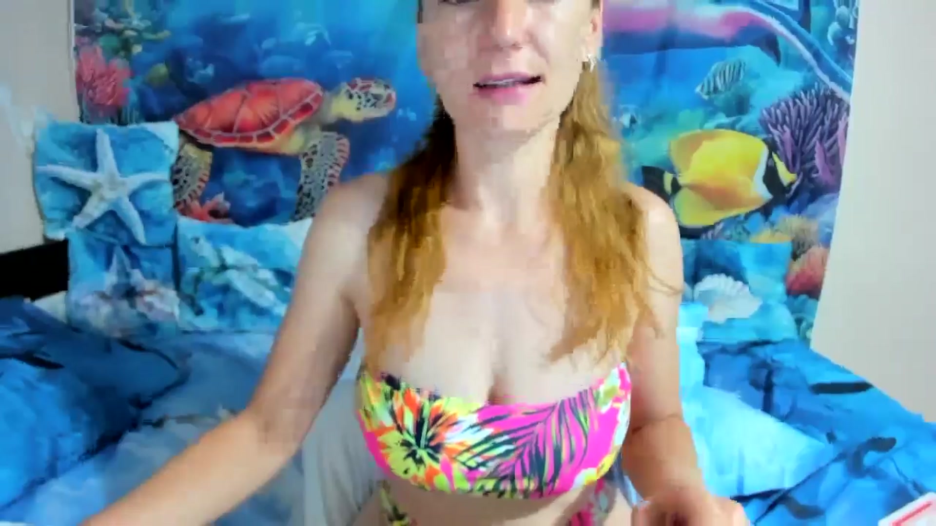 Gallery image thumbnail from elisha4ubbb's myfreecams stream on, 06/18/2025, 03:20 image 14 of 20
