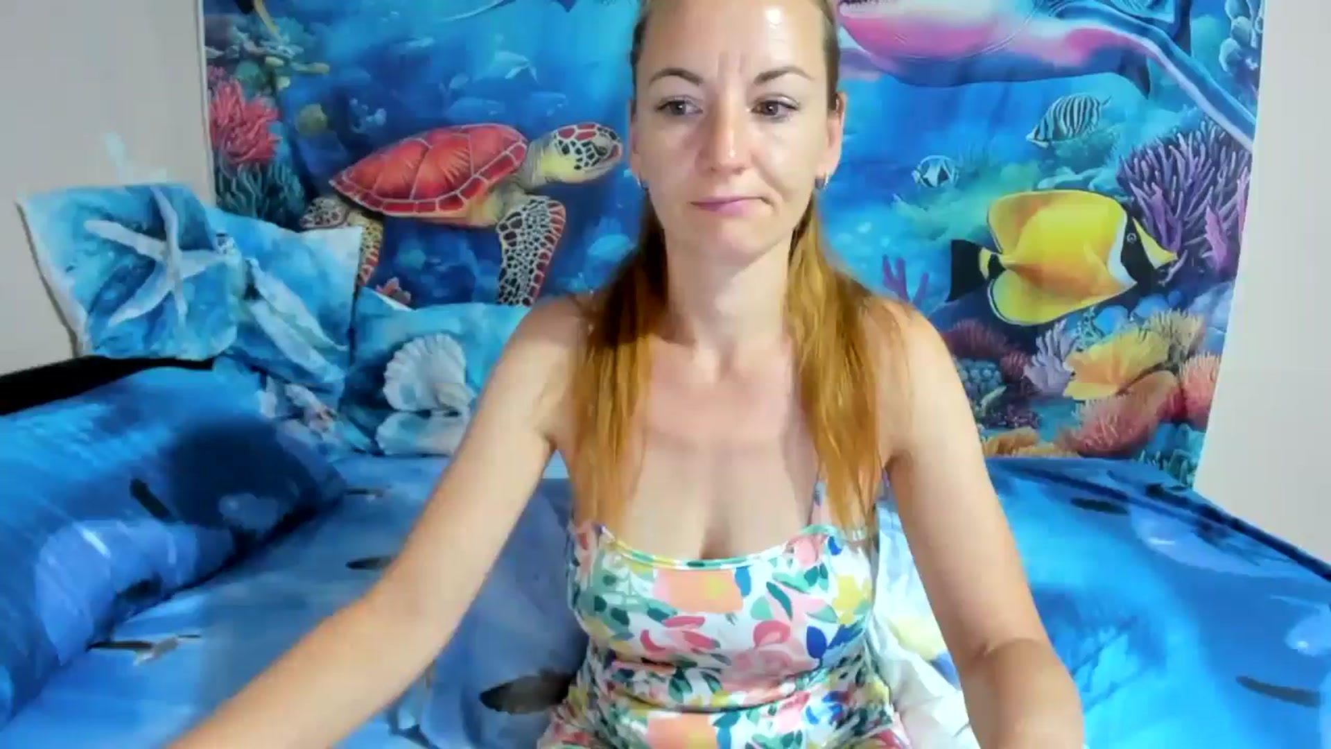 Gallery image thumbnail from elisha4ubbb's myfreecams stream on, 06/23/2025, 03:26 image 14 of 20