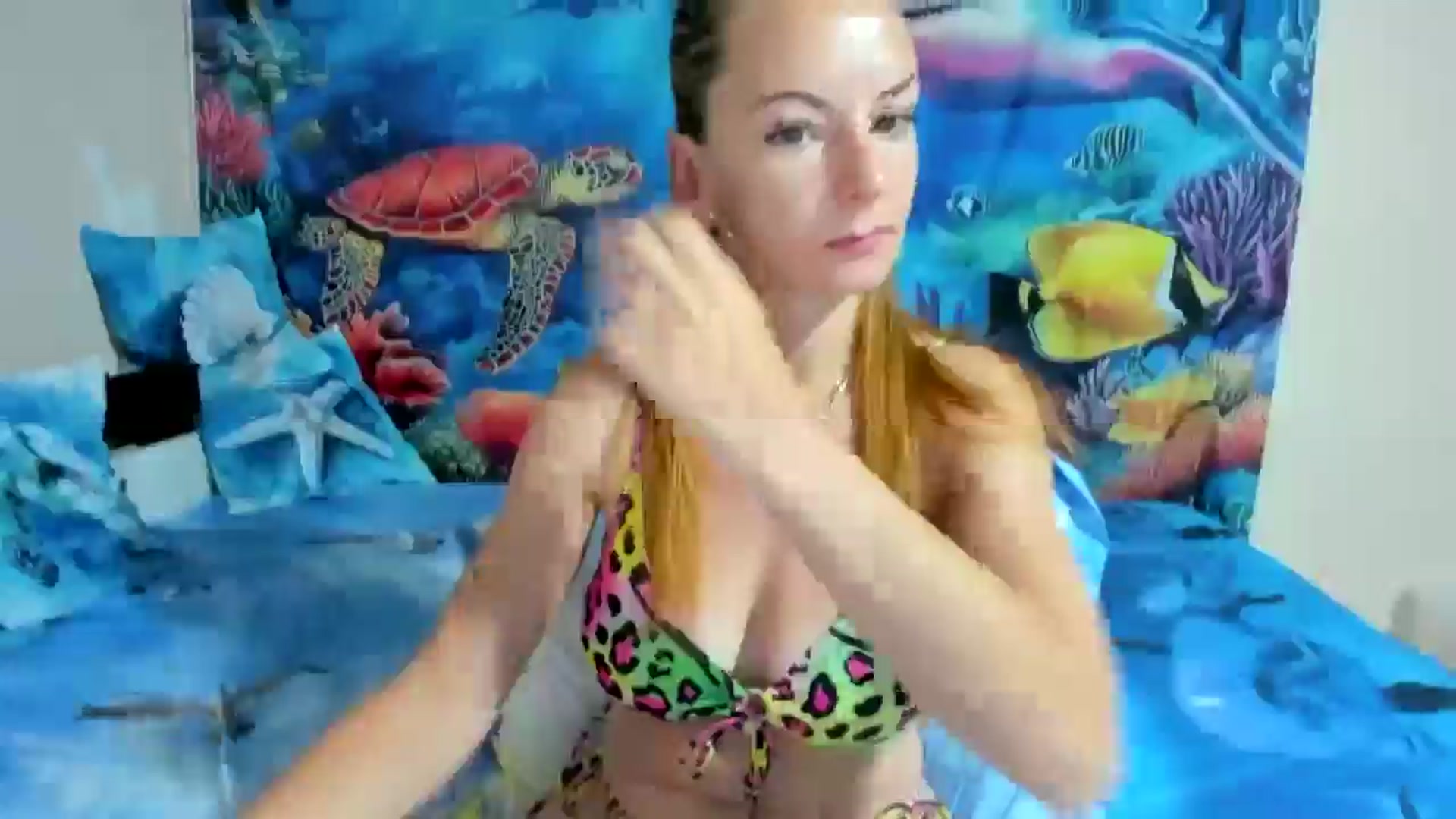Gallery image thumbnail from elisha4ubbb's myfreecams stream on, 07/07/2025, 03:27 image 2 of 20