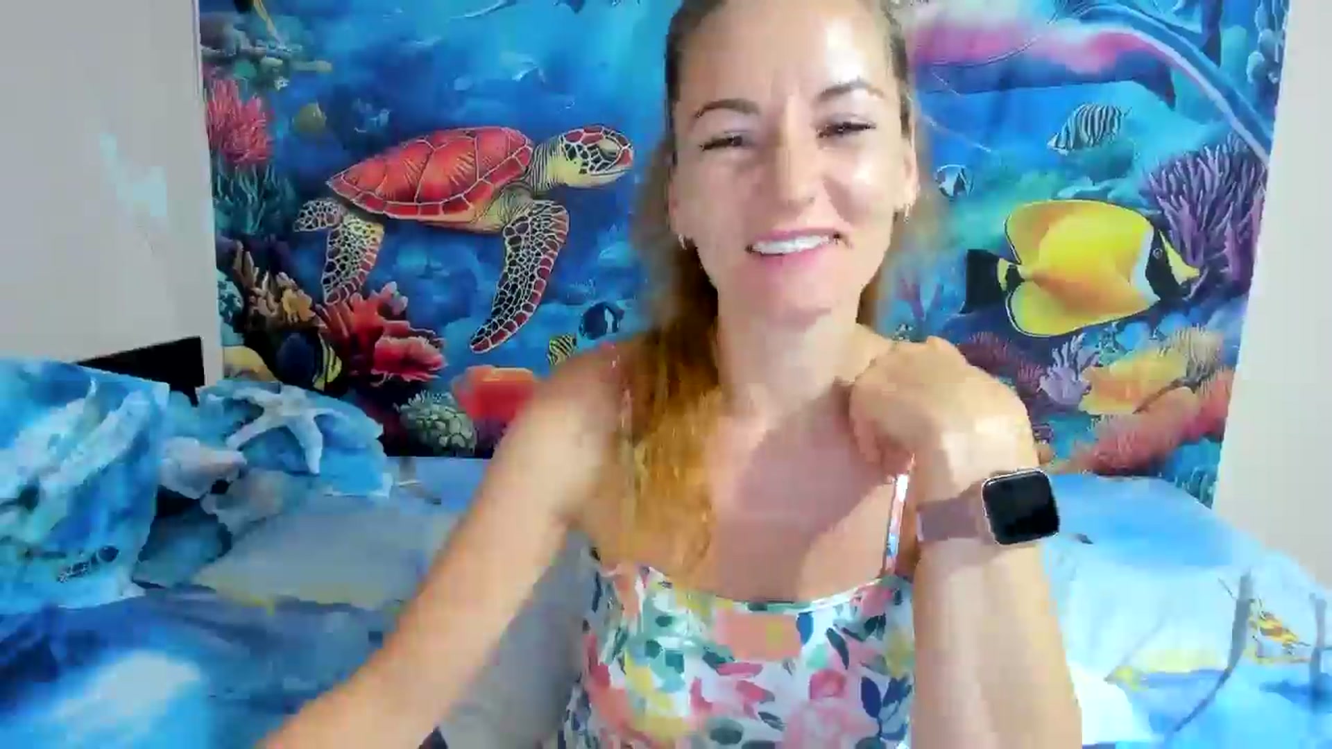 Gallery image thumbnail from elisha4ubbb's myfreecams stream on, 07/10/2025, 04:09 image 18 of 20
