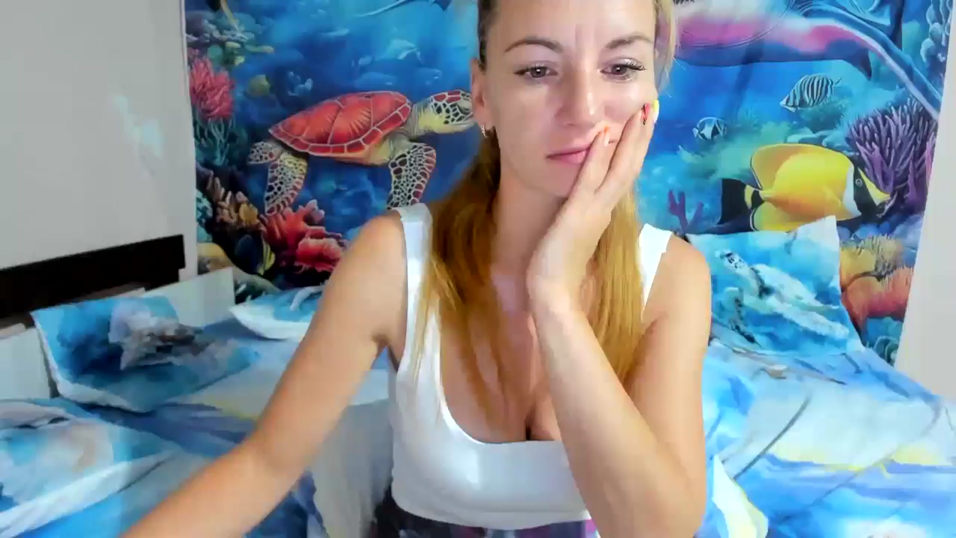 Gallery image thumbnail from elisha4ubbb's myfreecams stream on, 07/14/2025, 03:48 image 16 of 20