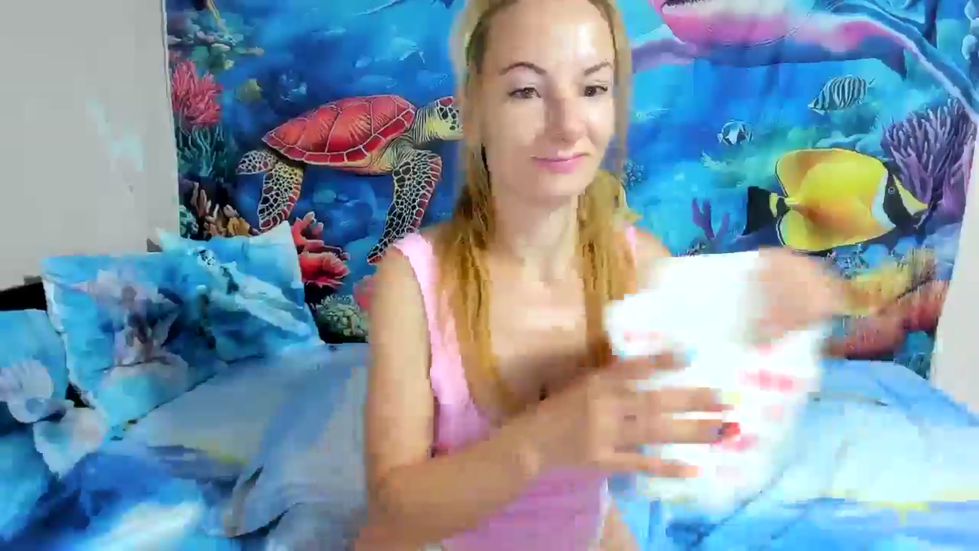 Gallery image thumbnail from elisha4ubbb's myfreecams stream on, 07/16/2025, 04:12 image 9 of 20
