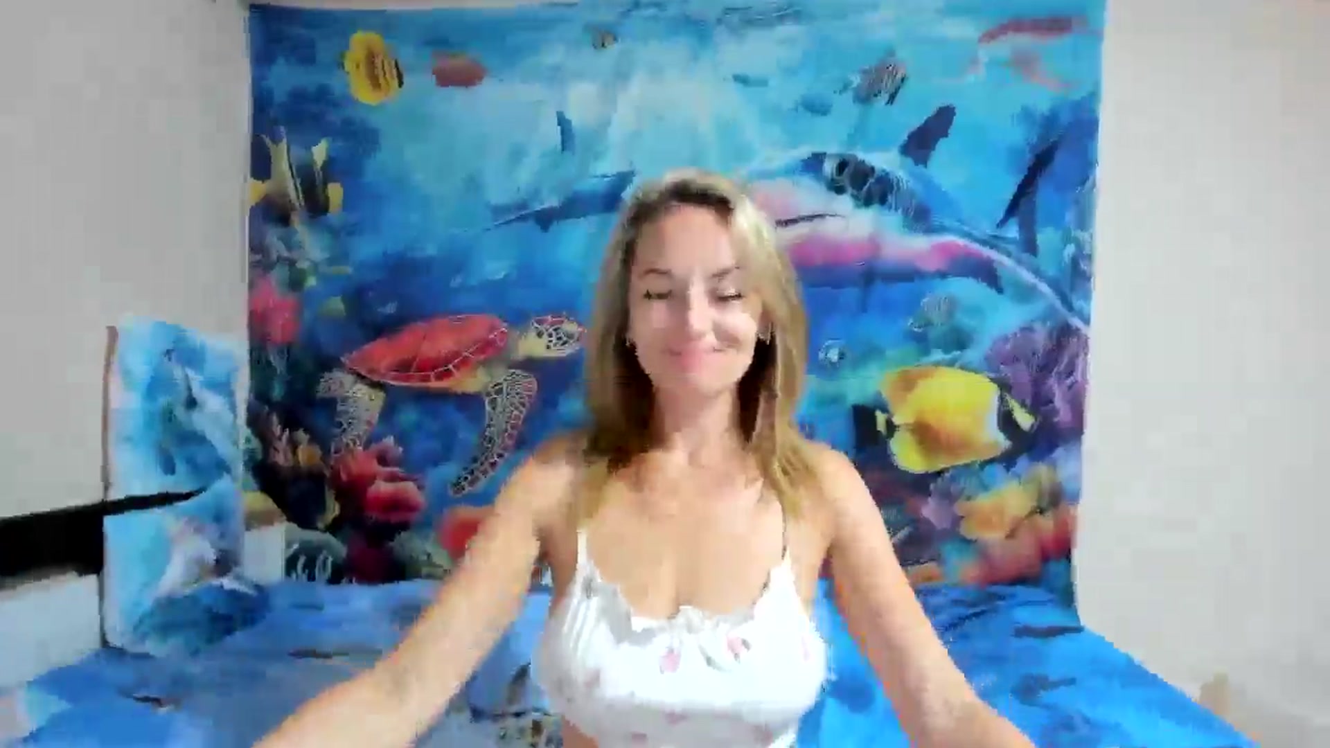 Gallery image thumbnail from elisha4ubbb's myfreecams stream on, 07/22/2025, 03:30 image 13 of 20