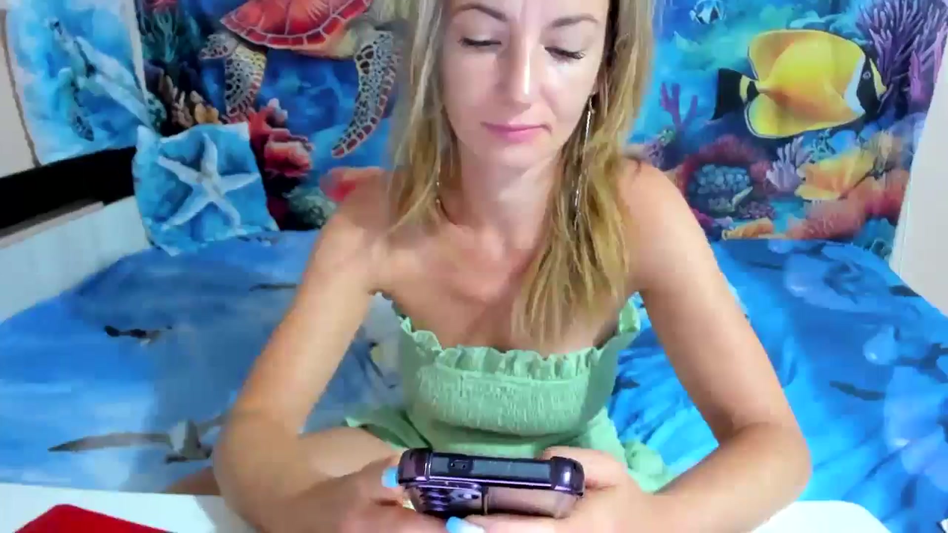 Gallery image thumbnail from elisha4ubbb's myfreecams stream on, 07/23/2025, 04:00 image 19 of 20