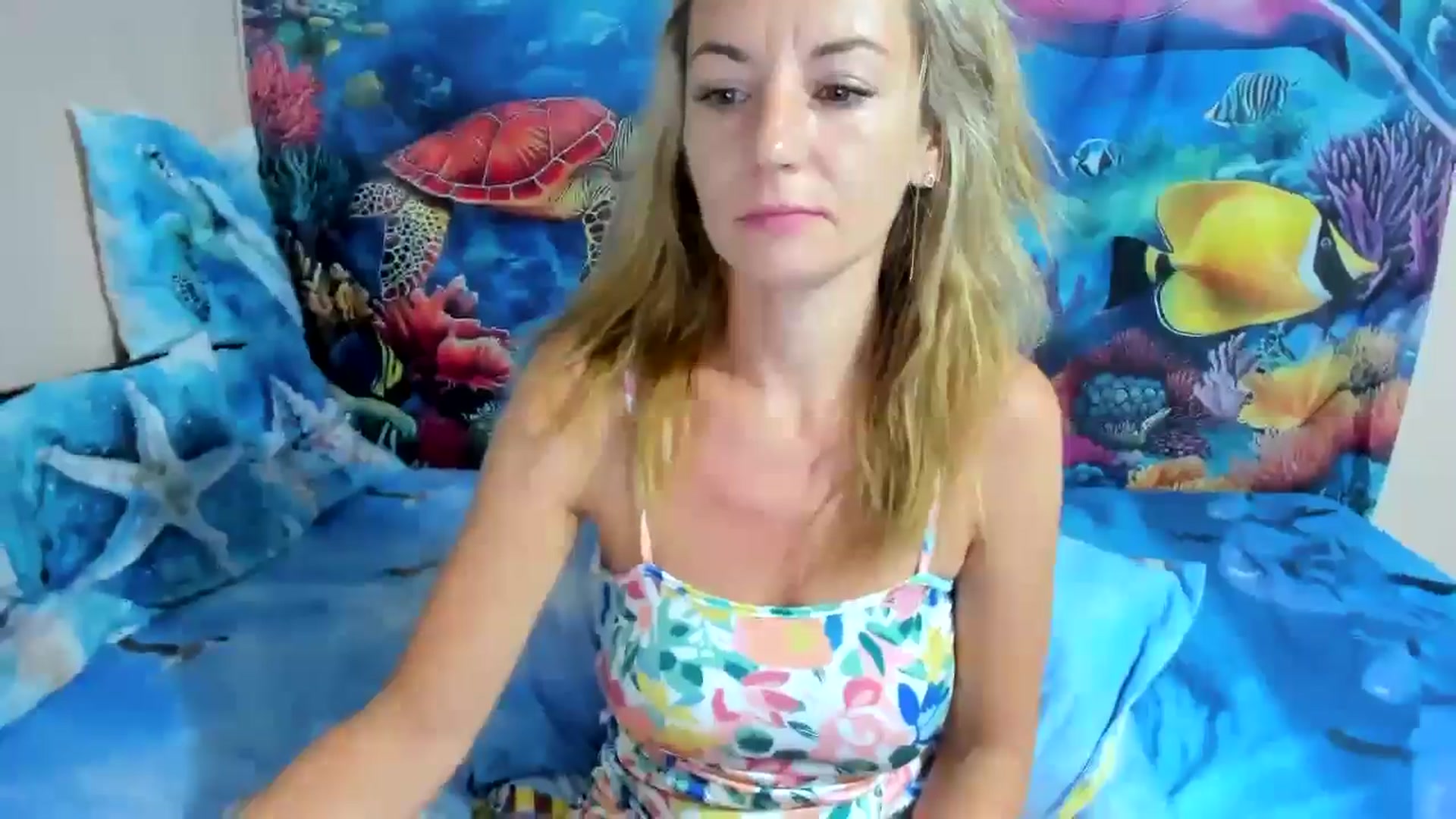 Gallery image thumbnail from elisha4ubbb's myfreecams stream on, 07/29/2025, 03:23 image 4 of 20