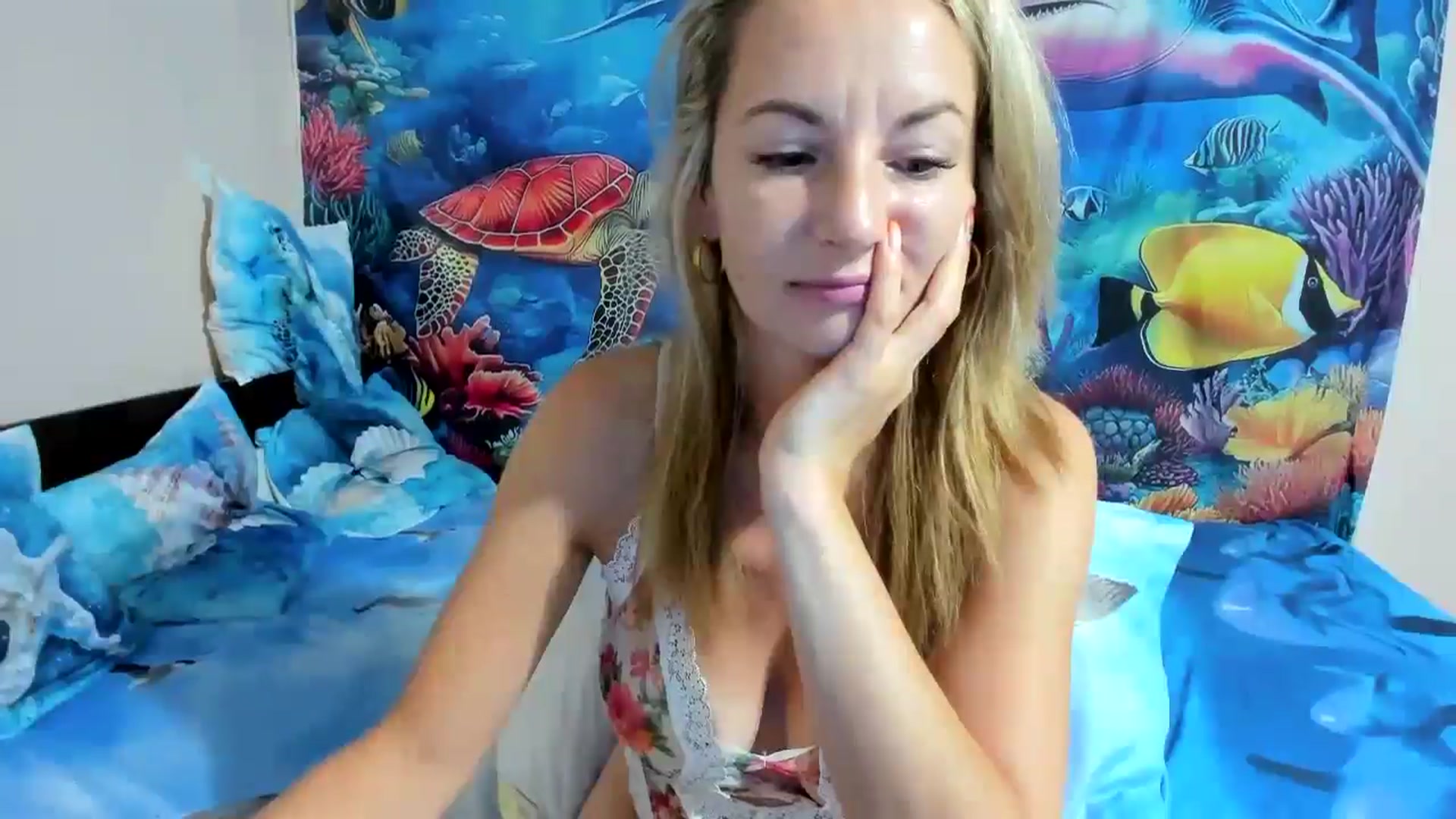 Gallery image thumbnail from elisha4ubbb's myfreecams stream on, 07/30/2025, 03:38 image 4 of 20