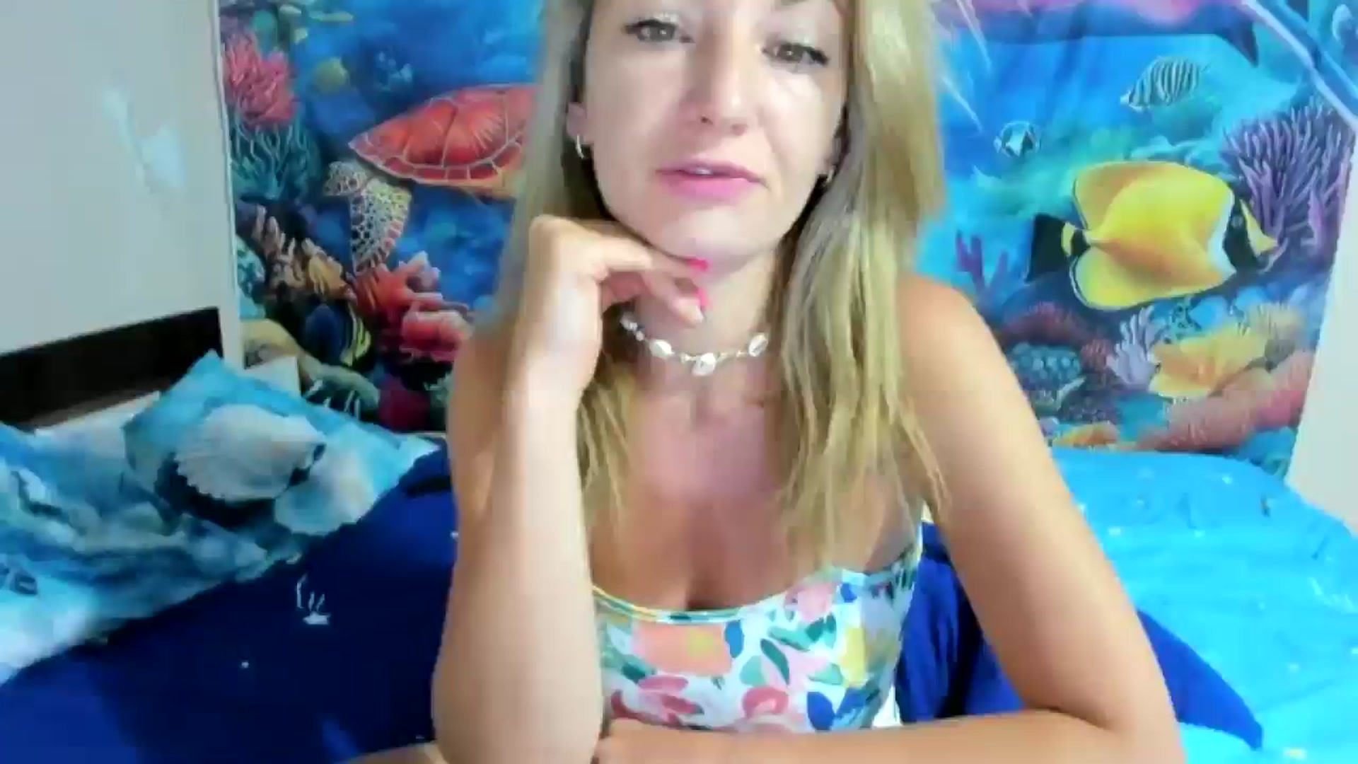 Gallery image thumbnail from elisha4ubbb's myfreecams stream on, 08/31/2025, 03:22 image 1 of 20