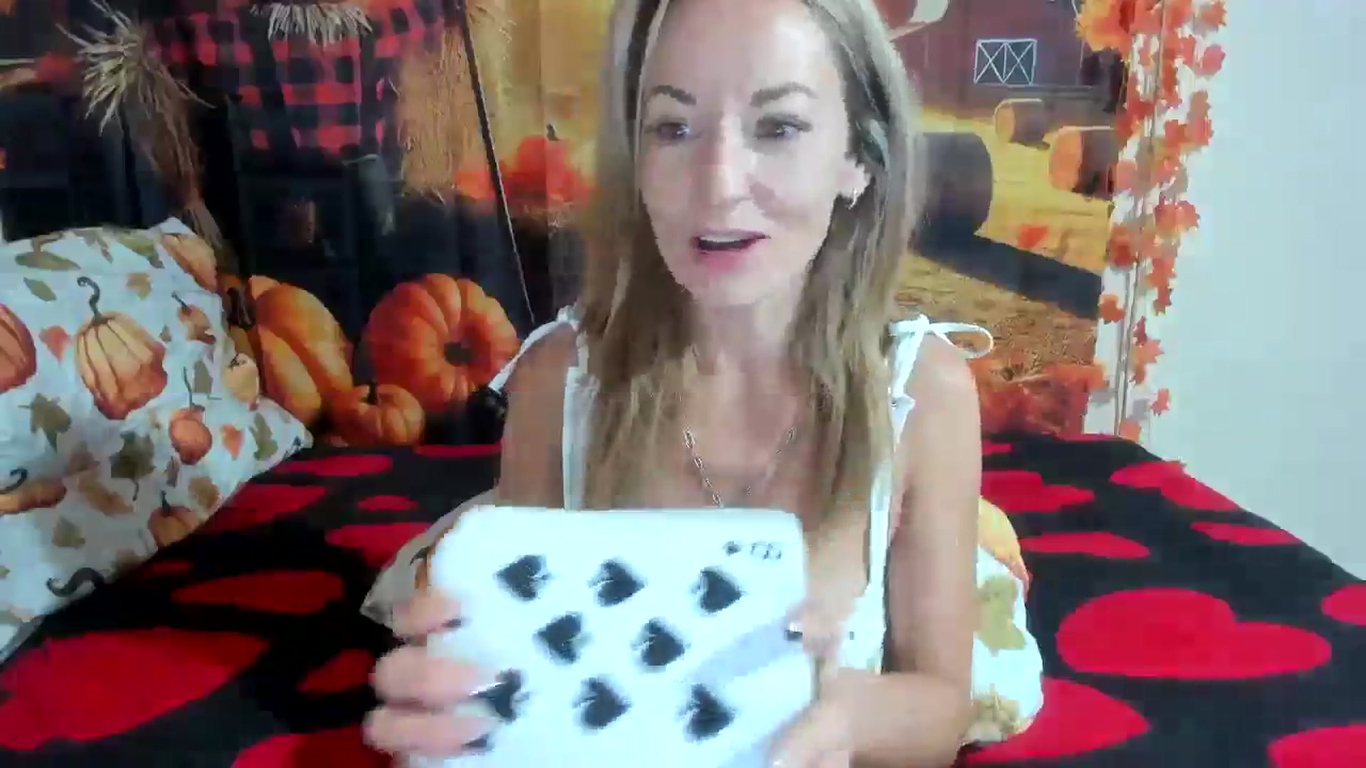 Gallery image thumbnail from elisha4ubbb's myfreecams stream on, 09/17/2025, 03:49 image 16 of 20