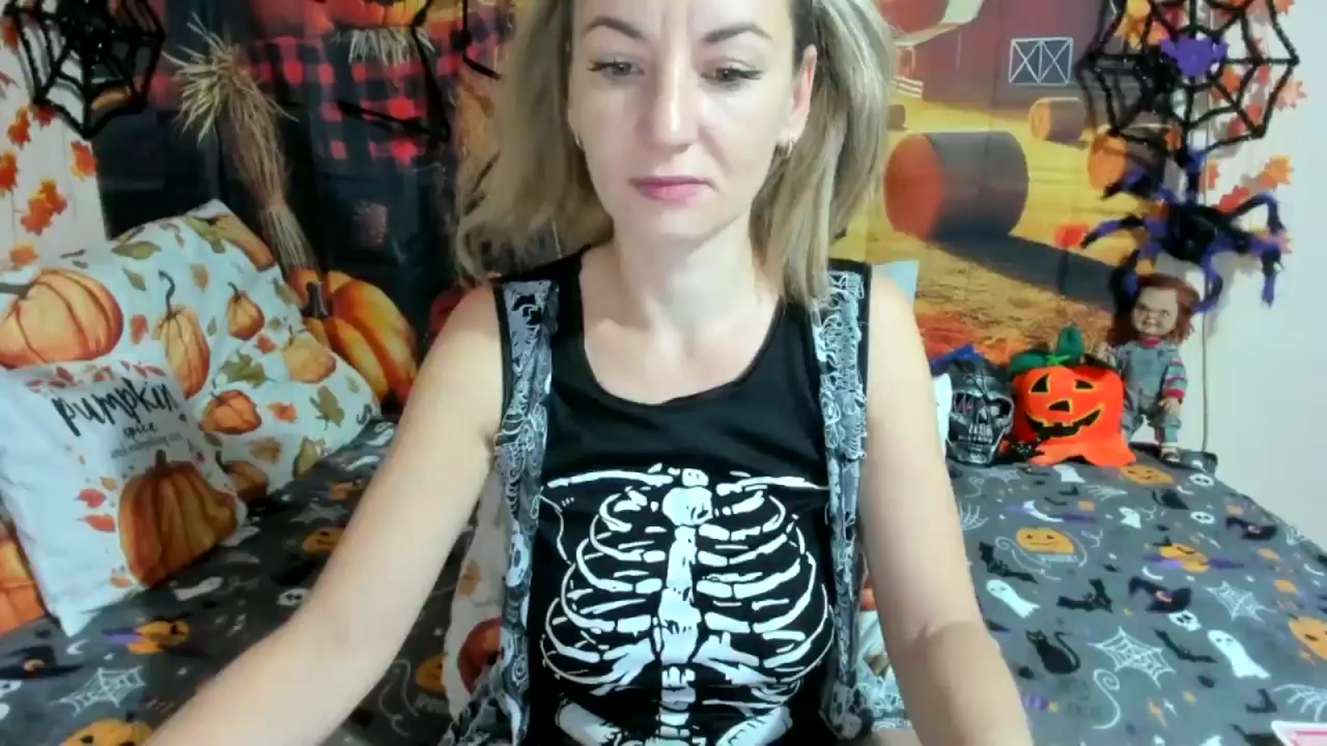 Gallery image thumbnail from elisha4ubbb's myfreecams stream on, 10/31/2025, 04:21 image 12 of 20