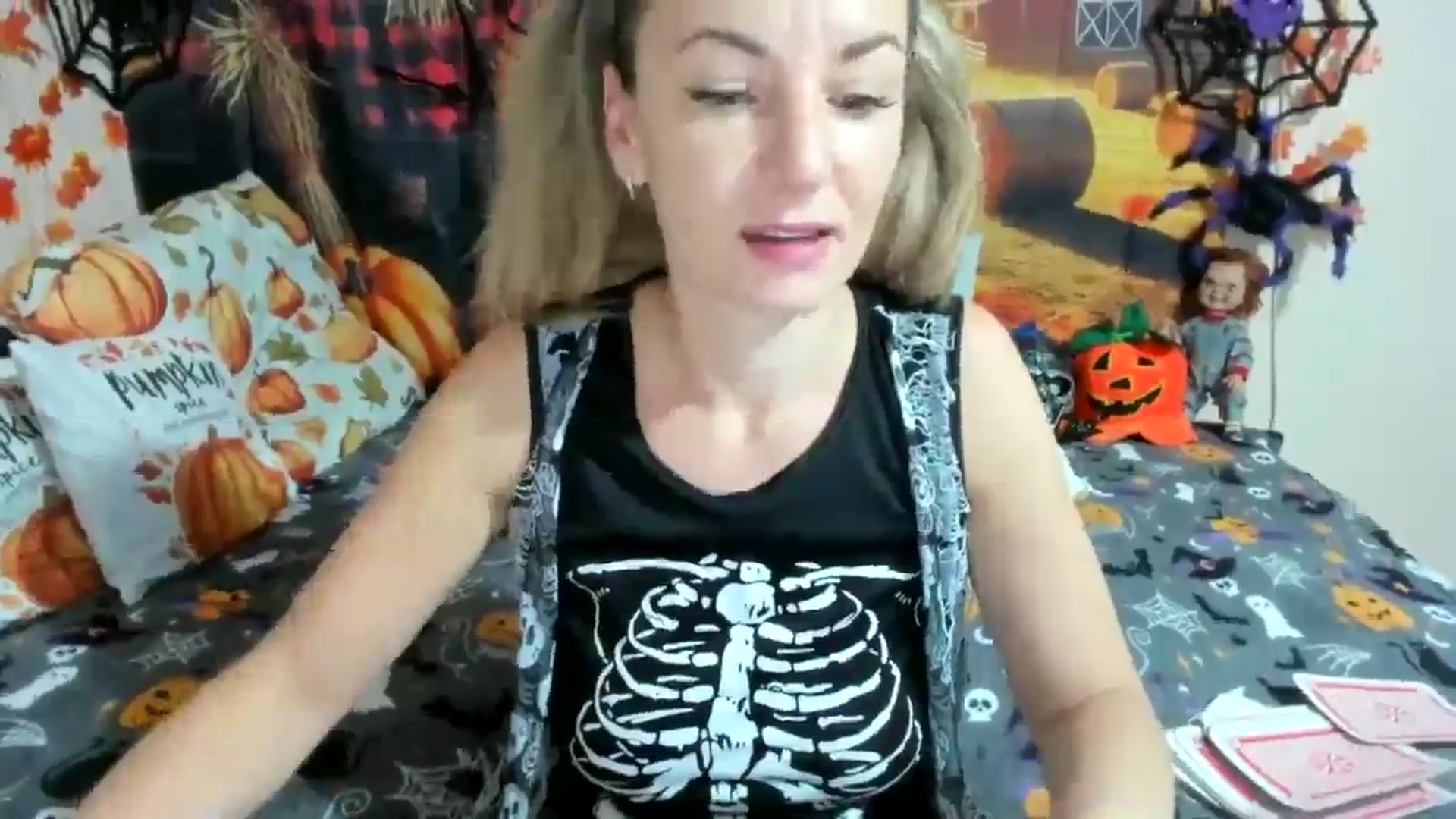 Gallery image thumbnail from elisha4ubbb's myfreecams stream on, 10/31/2025, 04:21 image 7 of 20