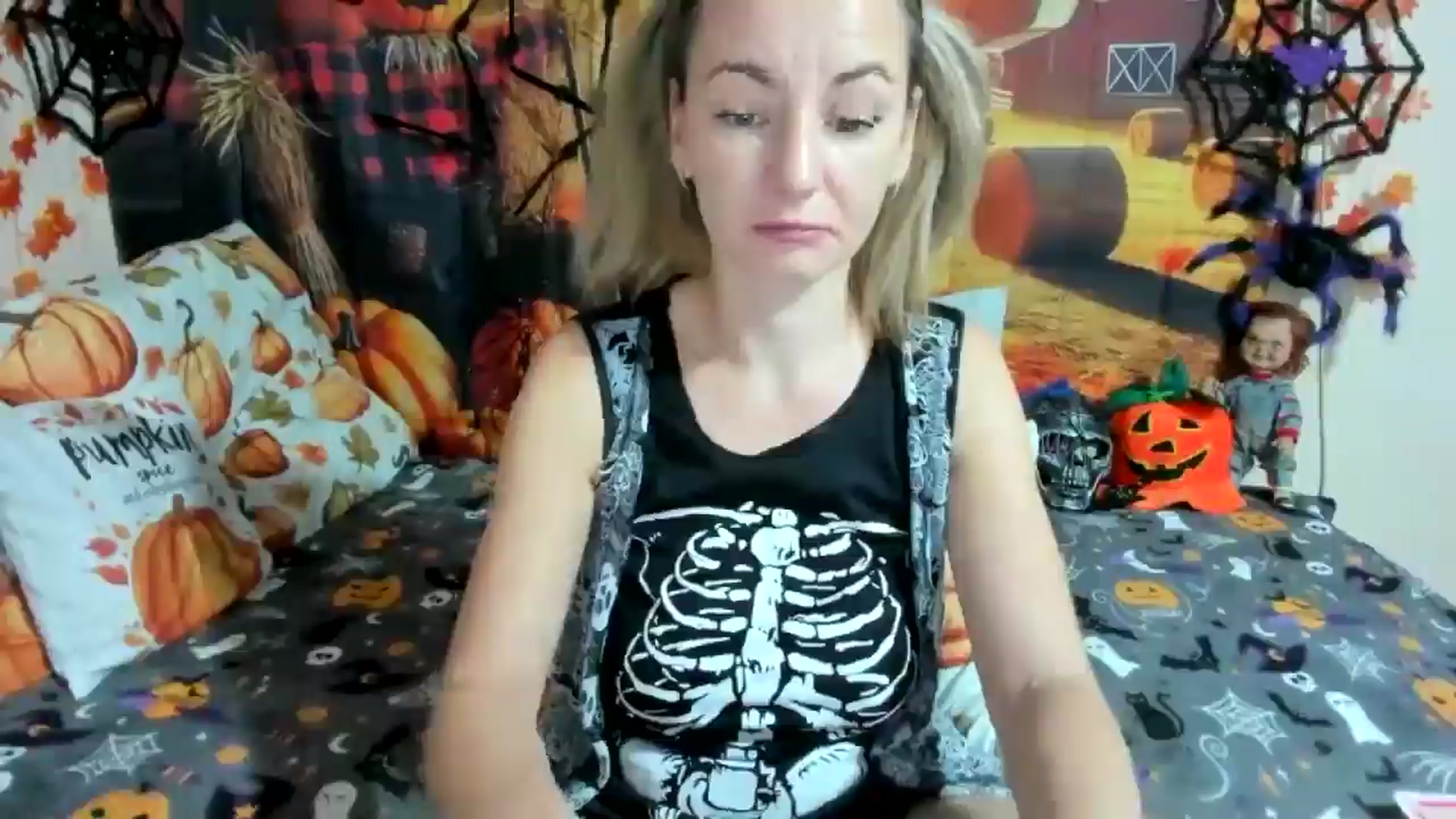Gallery image thumbnail from elisha4ubbb's myfreecams stream on, 10/31/2025, 04:21 image 11 of 20