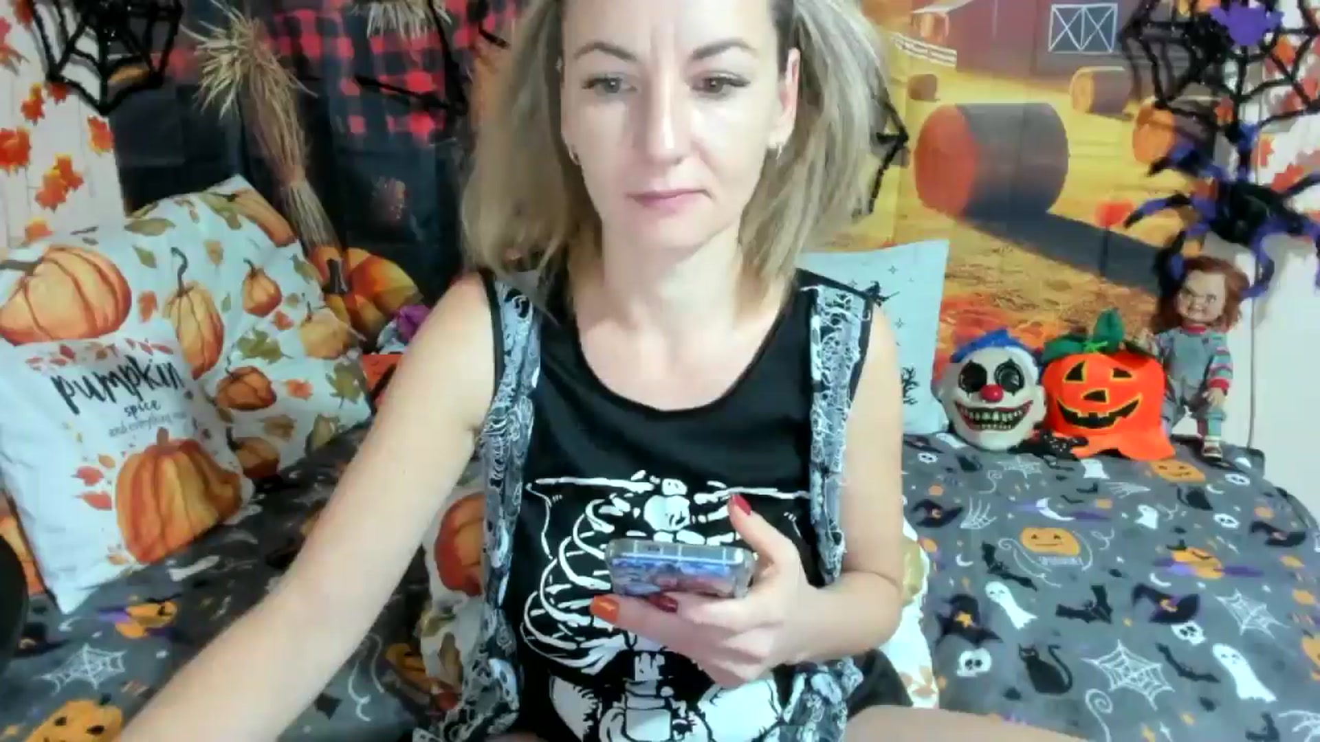 Gallery image thumbnail from elisha4ubbb's myfreecams stream on, 10/31/2025, 04:57 image 7 of 20