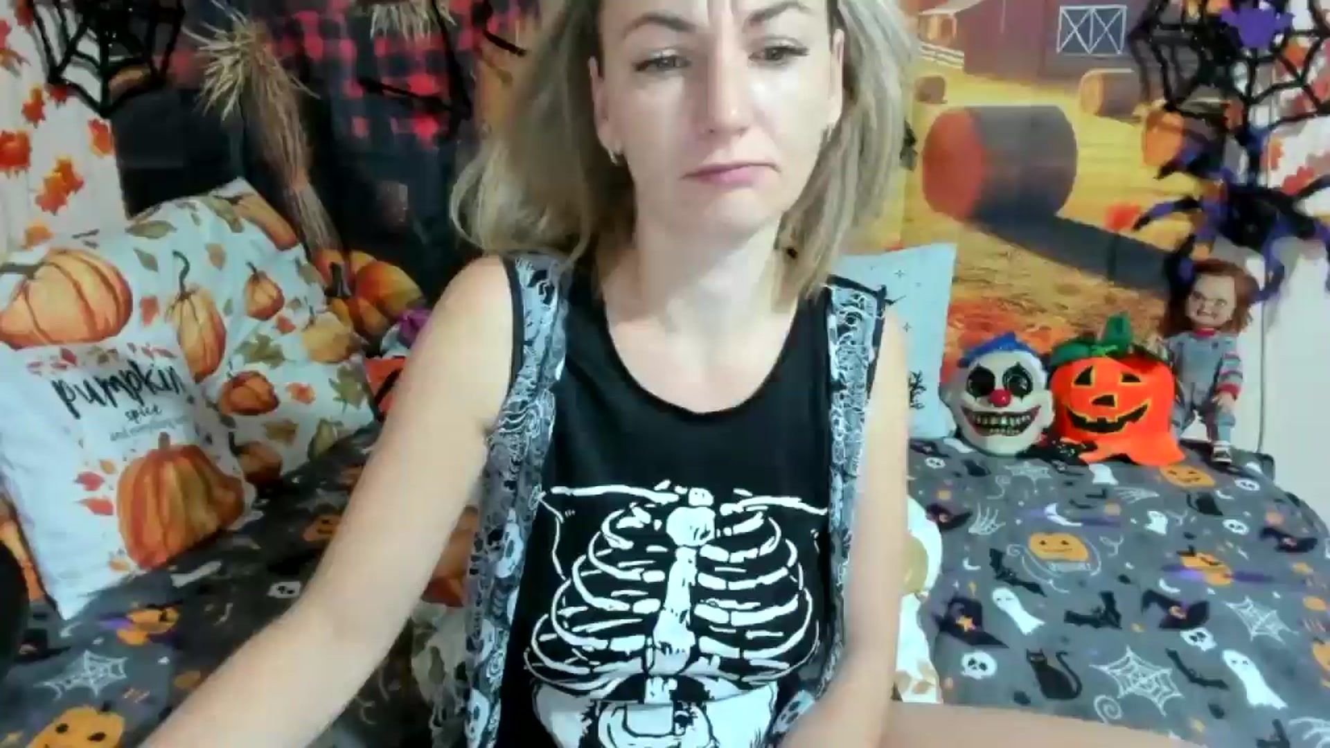 Gallery image thumbnail from elisha4ubbb's myfreecams stream on, 10/31/2025, 04:57 image 5 of 20
