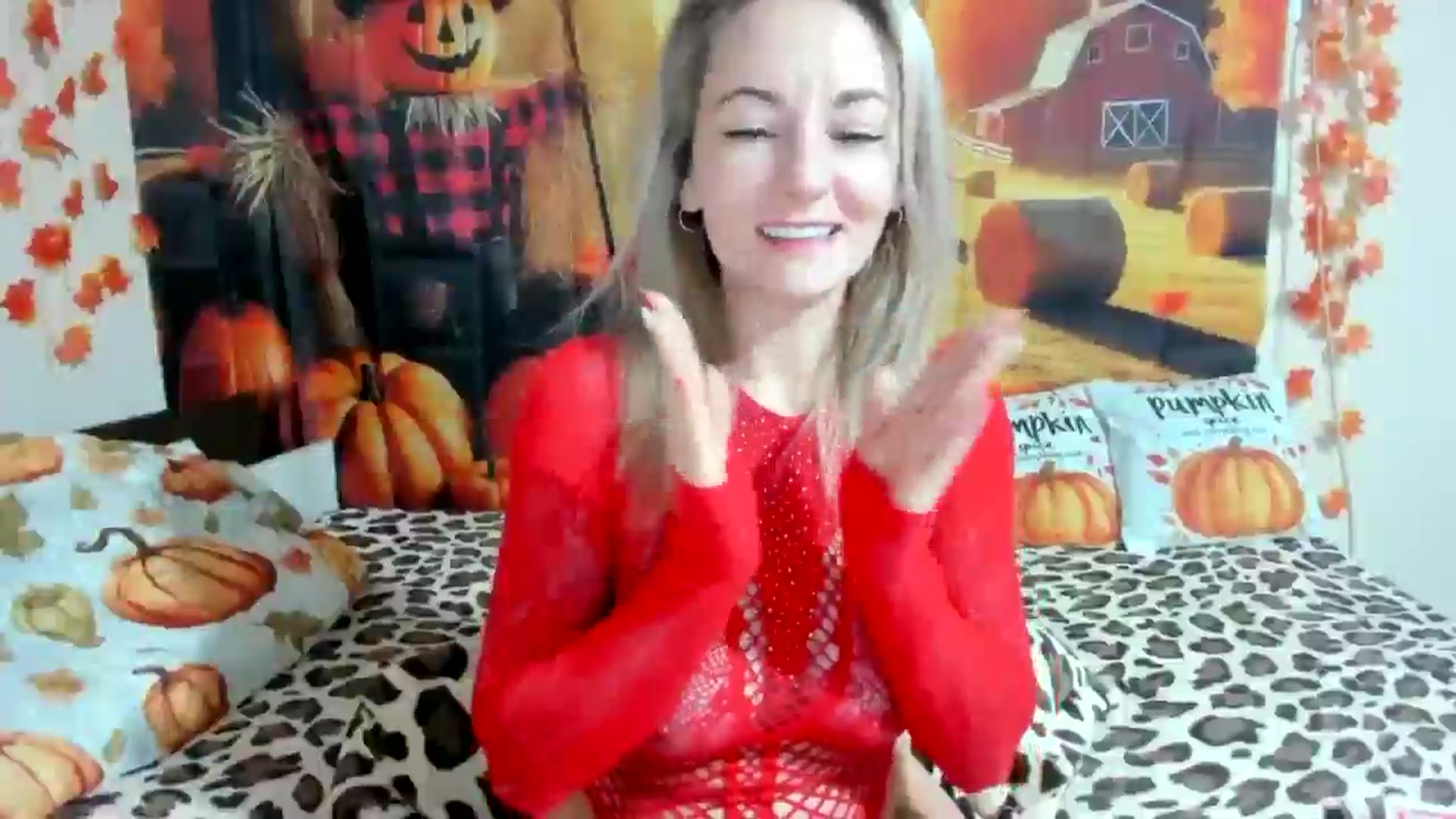Gallery image thumbnail from elisha4ubbb's myfreecams stream on, 11/16/2025, 04:44 image 5 of 20
