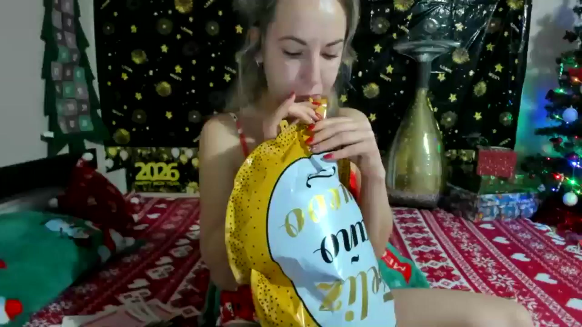 Gallery image thumbnail from elisha4ubbb's myfreecams stream on, 12/29/2025, 04:53 image 1 of 20