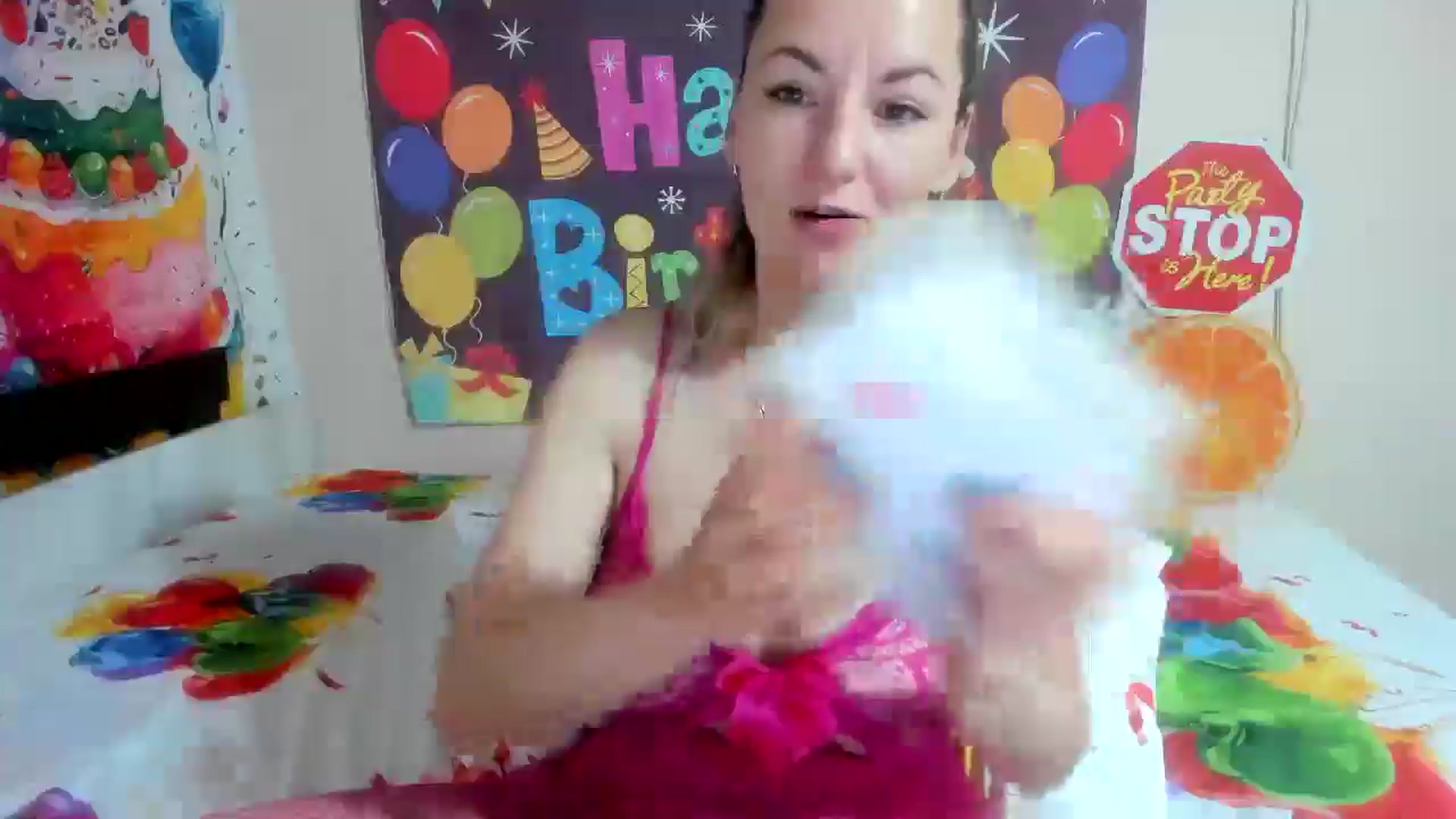 Gallery image thumbnail from elisha4ubbb's myfreecams stream on, 05/08/2026, 03:28 image 10 of 20