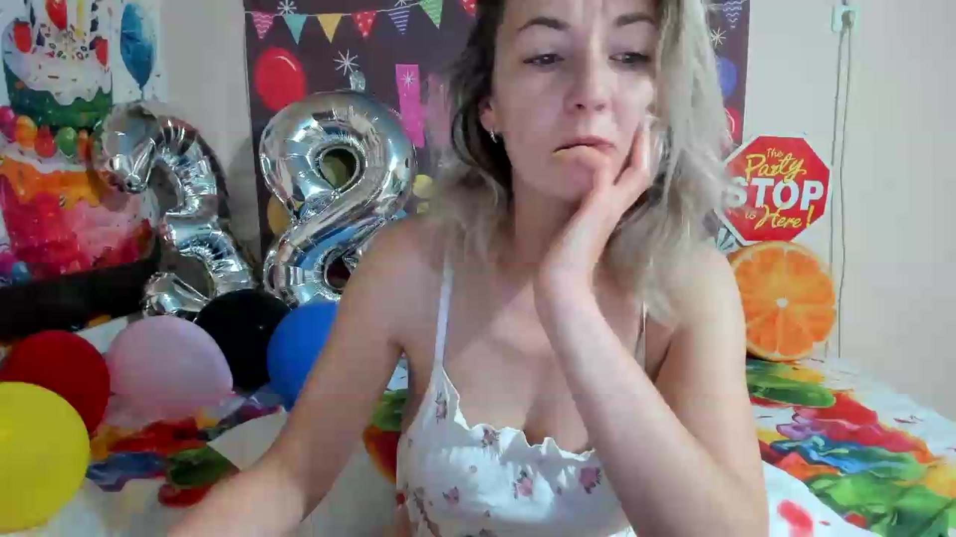 Gallery image thumbnail from elisha4ubbb's myfreecams stream on, 05/20/2026, 04:01 image 10 of 20