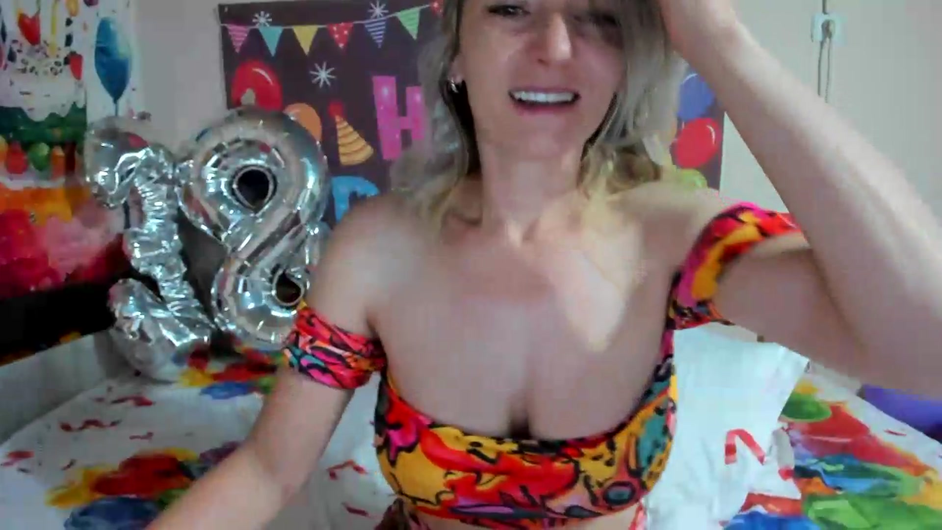 Gallery image thumbnail from elisha4ubbb's myfreecams stream on, 05/25/2026, 03:51 image 3 of 20