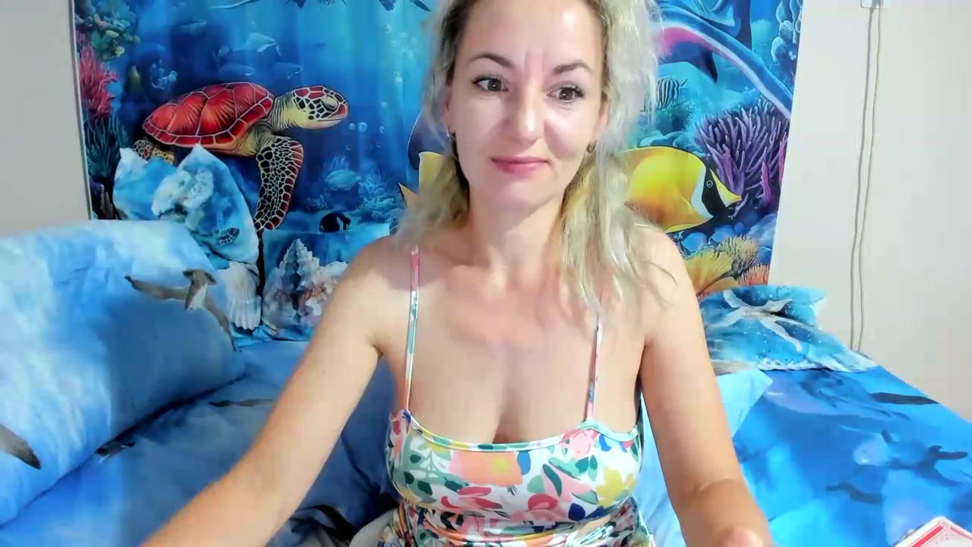Gallery image thumbnail from elisha4ubbb's myfreecams stream on, 06/21/2026, 03:46 image 12 of 20