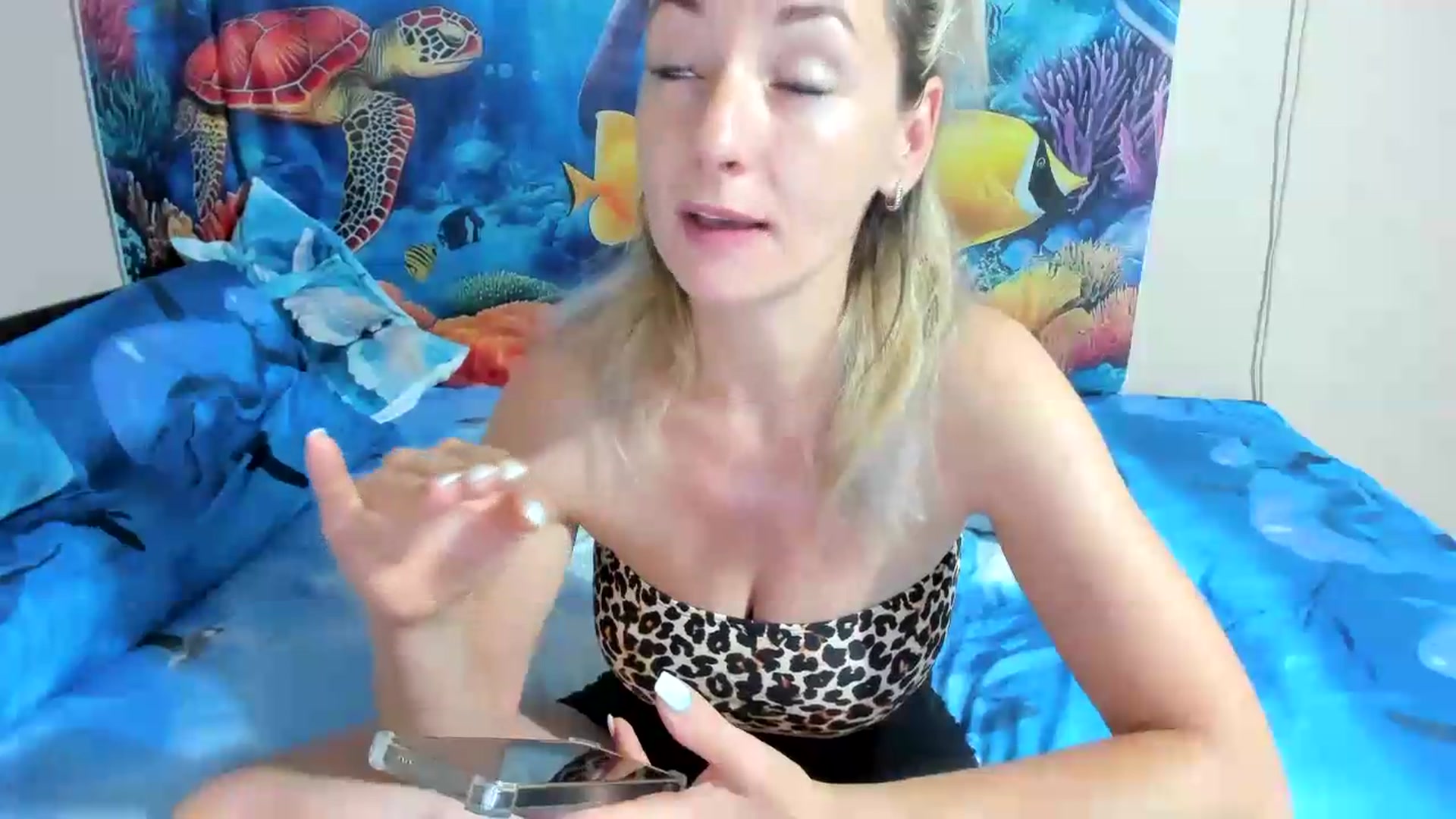 Gallery image thumbnail from elisha4ubbb's myfreecams stream on, 07/01/2026, 03:29 image 17 of 20