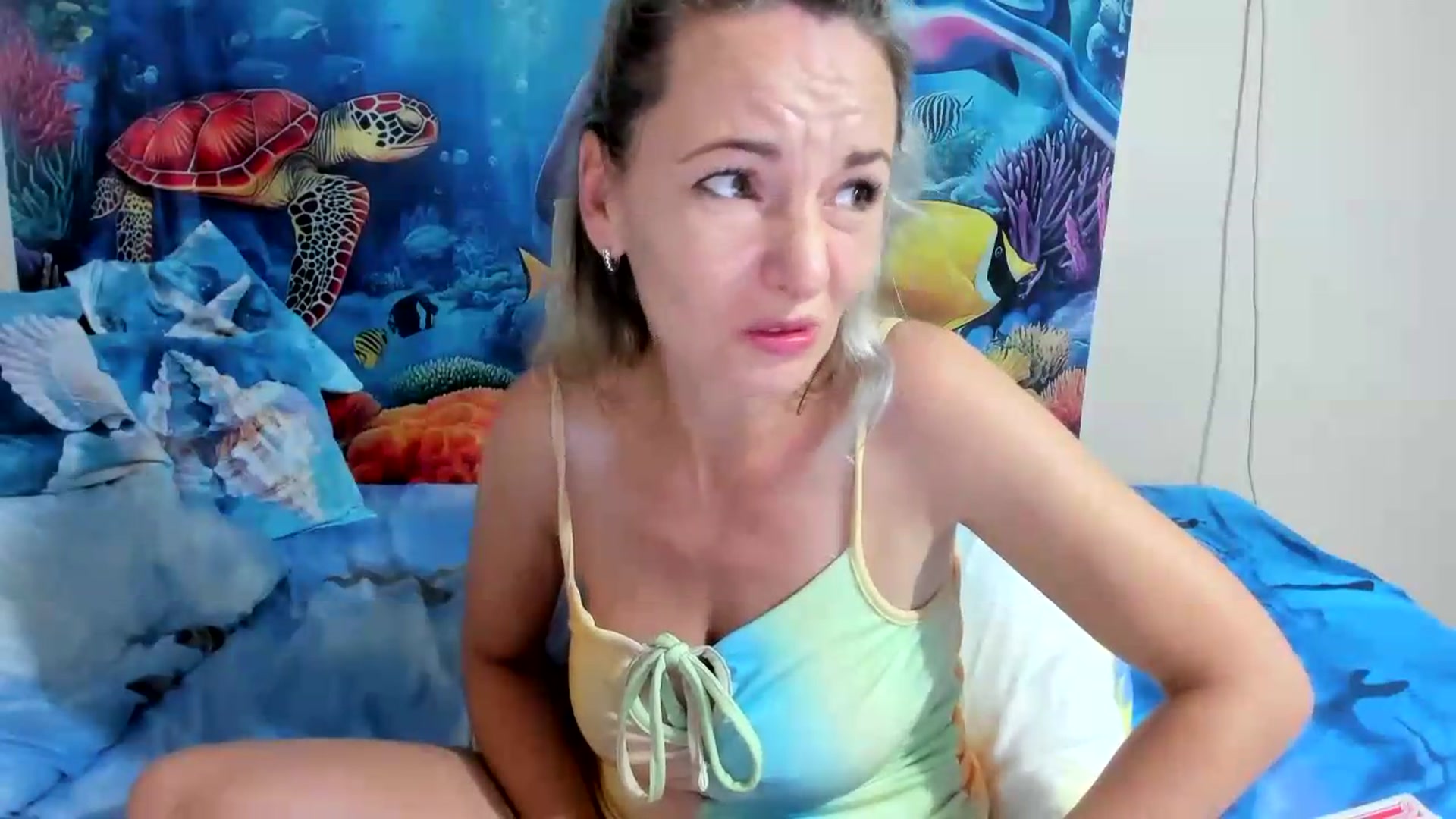 Gallery image thumbnail from elisha4ubbb's myfreecams stream on, 07/10/2026, 04:35 image 12 of 20
