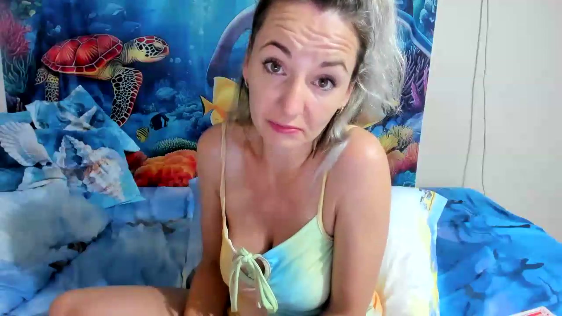 Gallery image thumbnail from elisha4ubbb's myfreecams stream on, 07/10/2026, 04:35 image 11 of 20