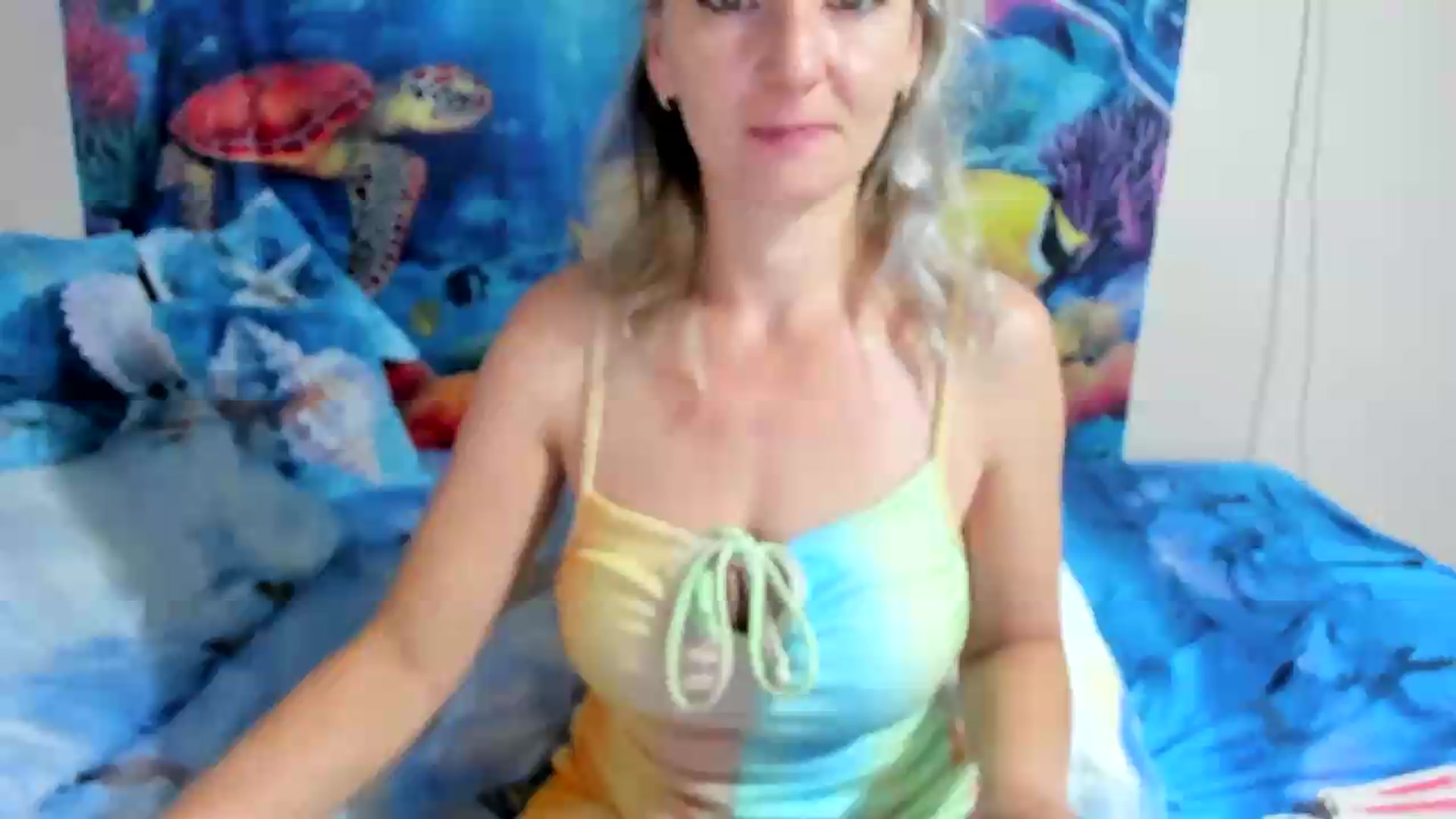 Gallery image thumbnail from elisha4ubbb's myfreecams stream on, 07/10/2026, 04:35 image 1 of 20