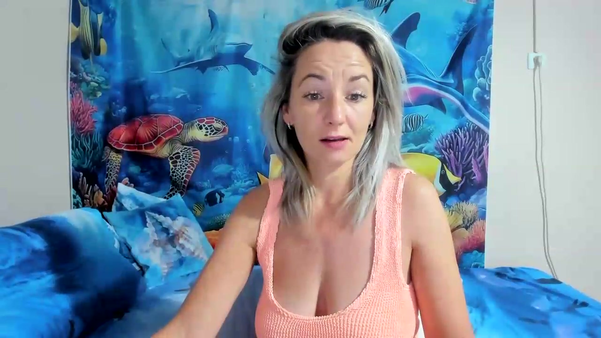 Gallery image thumbnail from elisha4ubbb's myfreecams stream on, 07/29/2026, 04:02 image 5 of 20