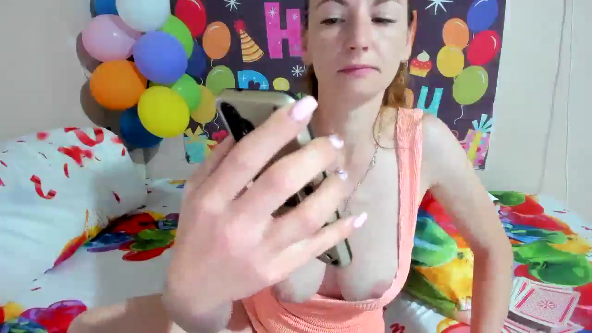 Gallery image thumbnail from elishasbday4u's myfreecams stream on, 05/06/2025, 03:51 image 8 of 20