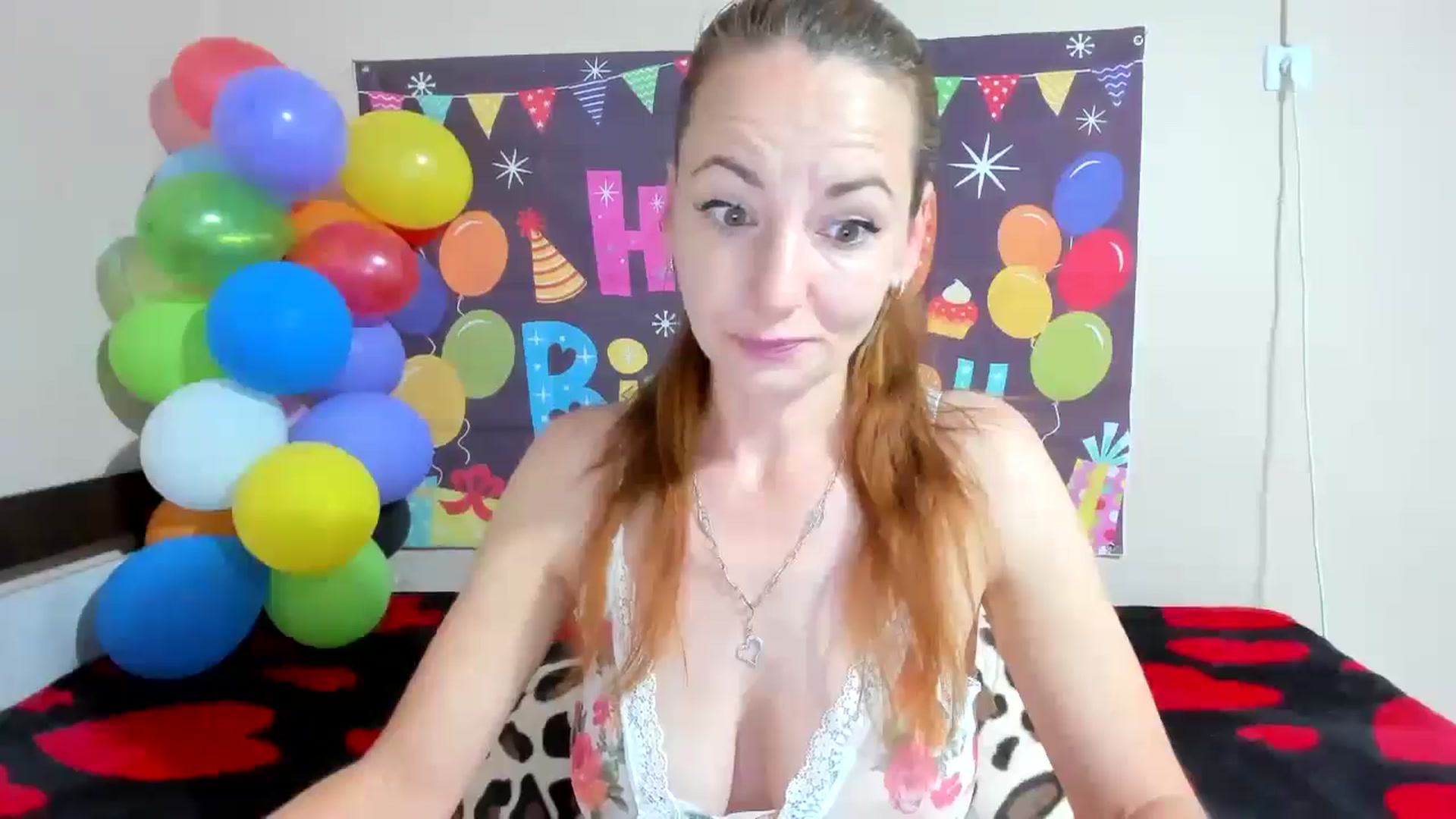 Gallery image thumbnail from elishasbday4u's myfreecams stream on, 05/11/2025, 03:28 image 7 of 20