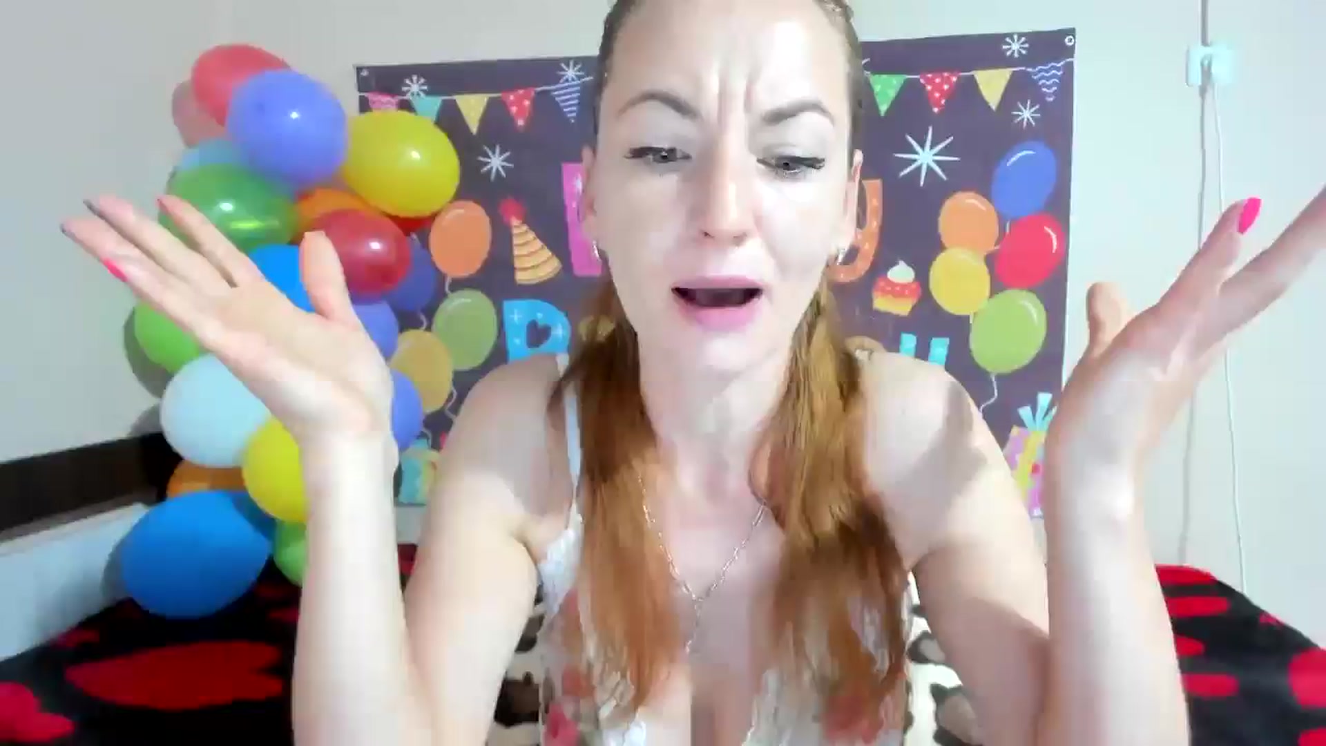 Gallery image thumbnail from elishasbday4u's myfreecams stream on, 05/11/2025, 03:28 image 17 of 20