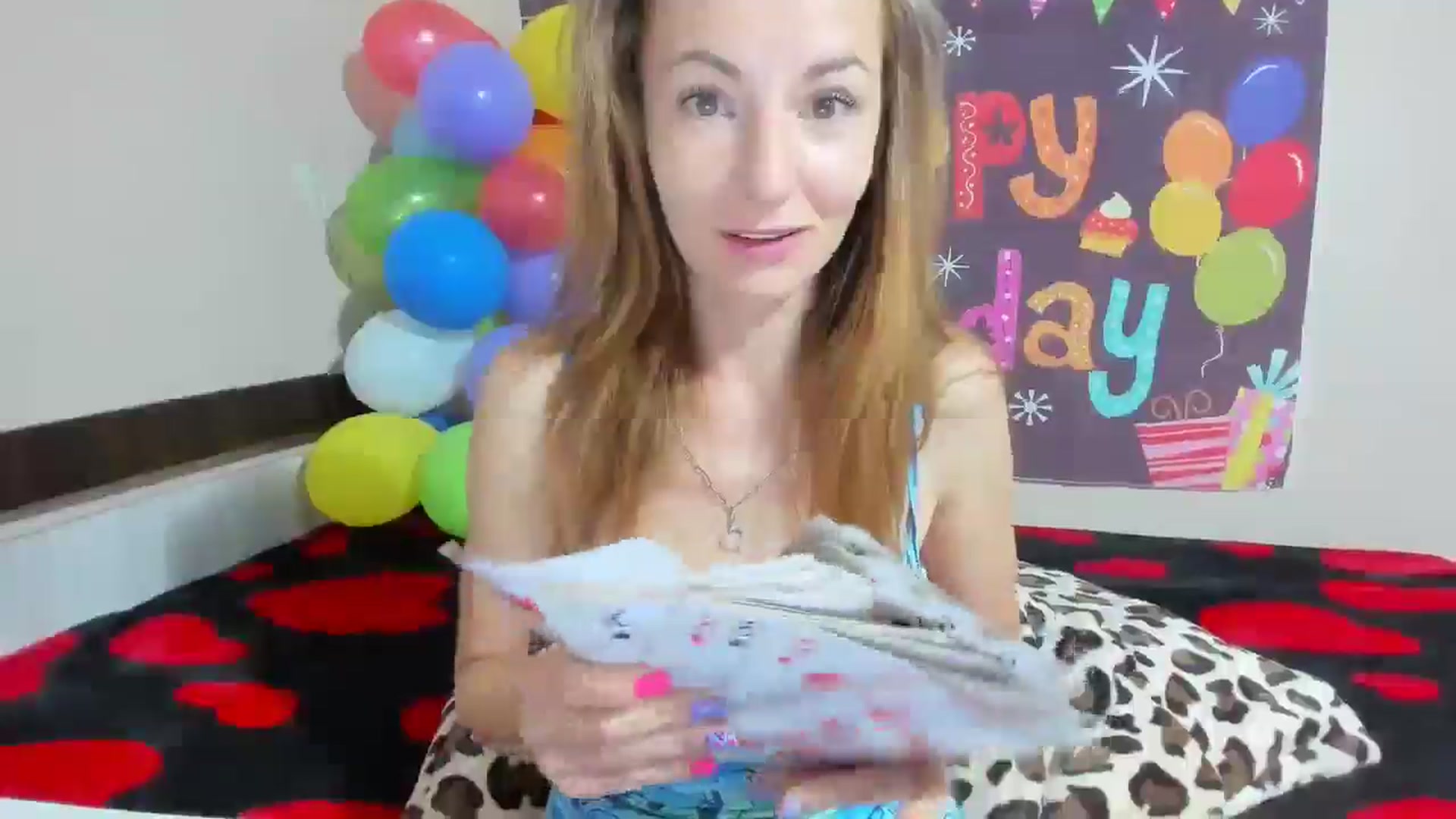 Gallery image thumbnail from elishasbday4u's myfreecams stream on, 05/12/2025, 03:18 image 9 of 20