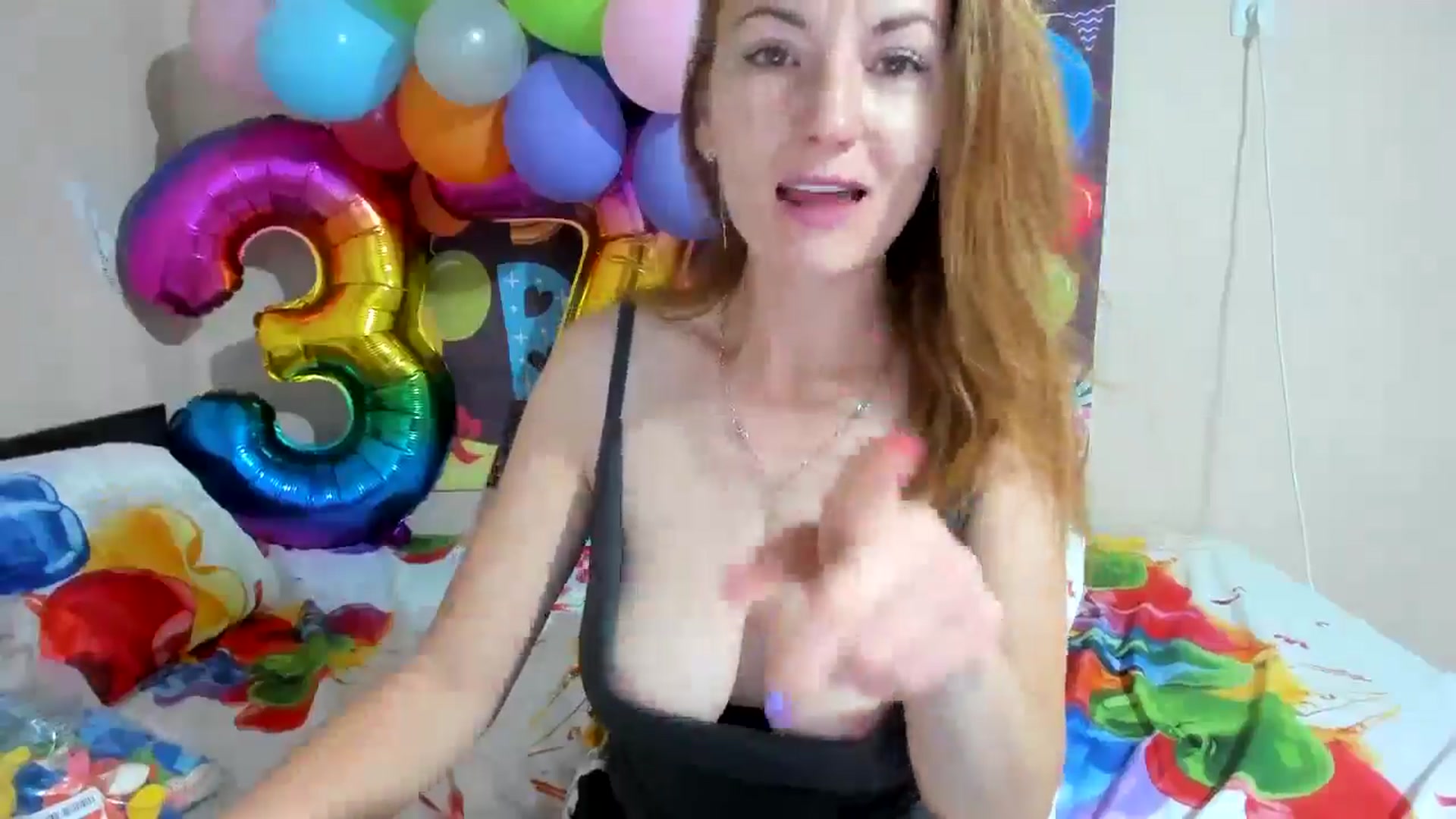 Gallery image thumbnail from elishasbday4u's myfreecams stream on, 05/15/2025, 03:34 image 5 of 20