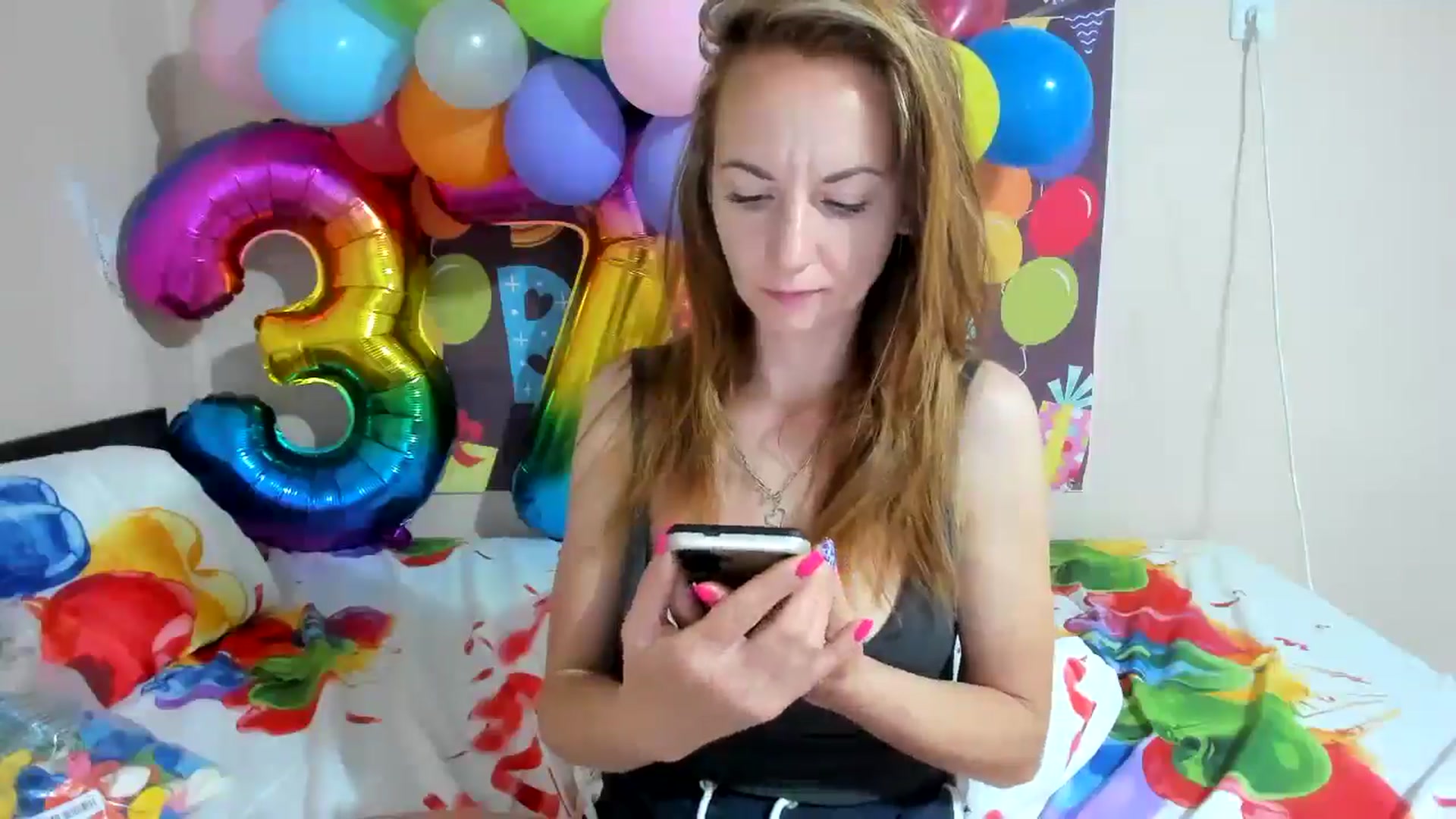 Gallery image thumbnail from elishasbday4u's myfreecams stream on, 05/15/2025, 03:34 image 13 of 20