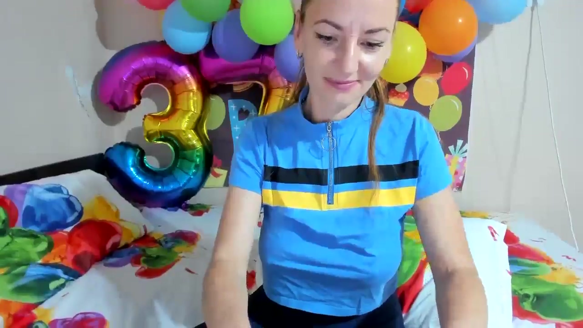 Gallery image thumbnail from elishasbday4u's myfreecams stream on, 05/17/2025, 03:48 image 8 of 20