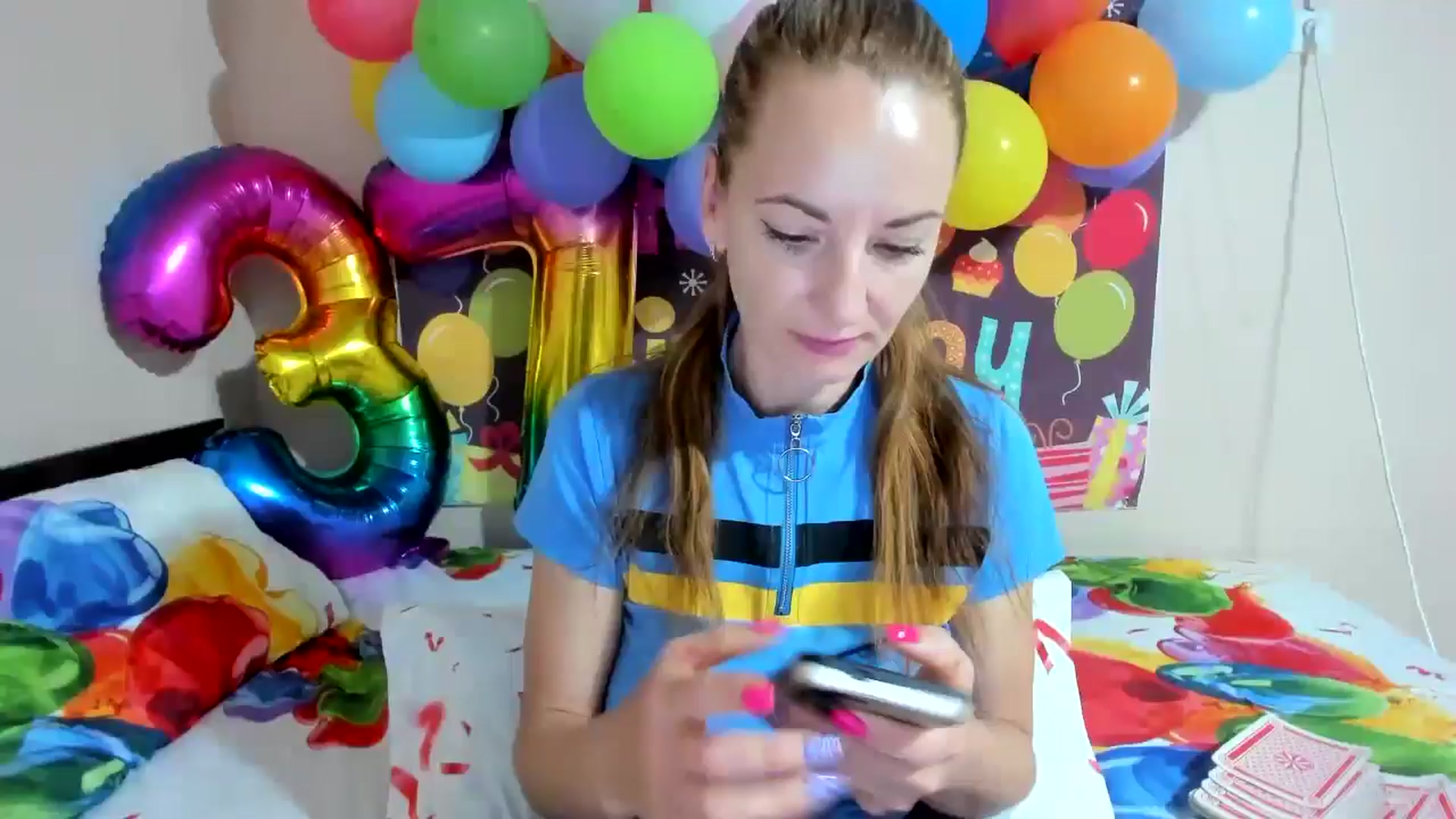 Gallery image thumbnail from elishasbday4u's myfreecams stream on, 05/17/2025, 03:48 image 1 of 20
