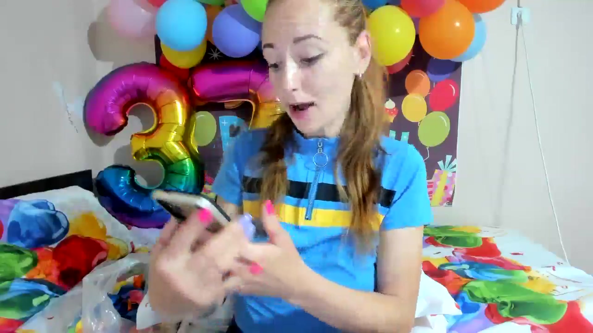 Gallery image thumbnail from elishasbday4u's myfreecams stream on, 05/17/2025, 03:48 image 17 of 20