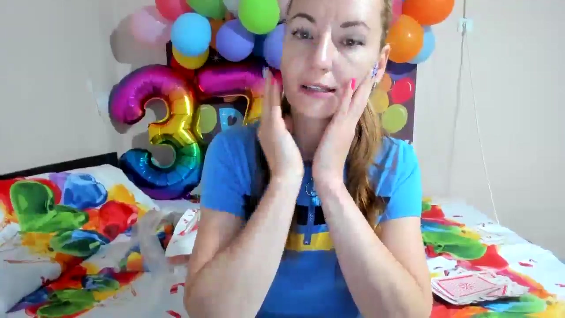 Gallery image thumbnail from elishasbday4u's myfreecams stream on, 05/17/2025, 03:48 image 16 of 20