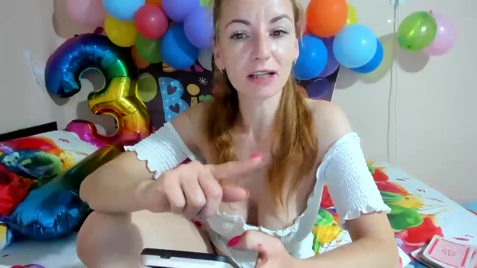 Gallery image thumbnail from elishasbday4u's myfreecams stream on, 05/19/2025, 03:57 image 20 of 20