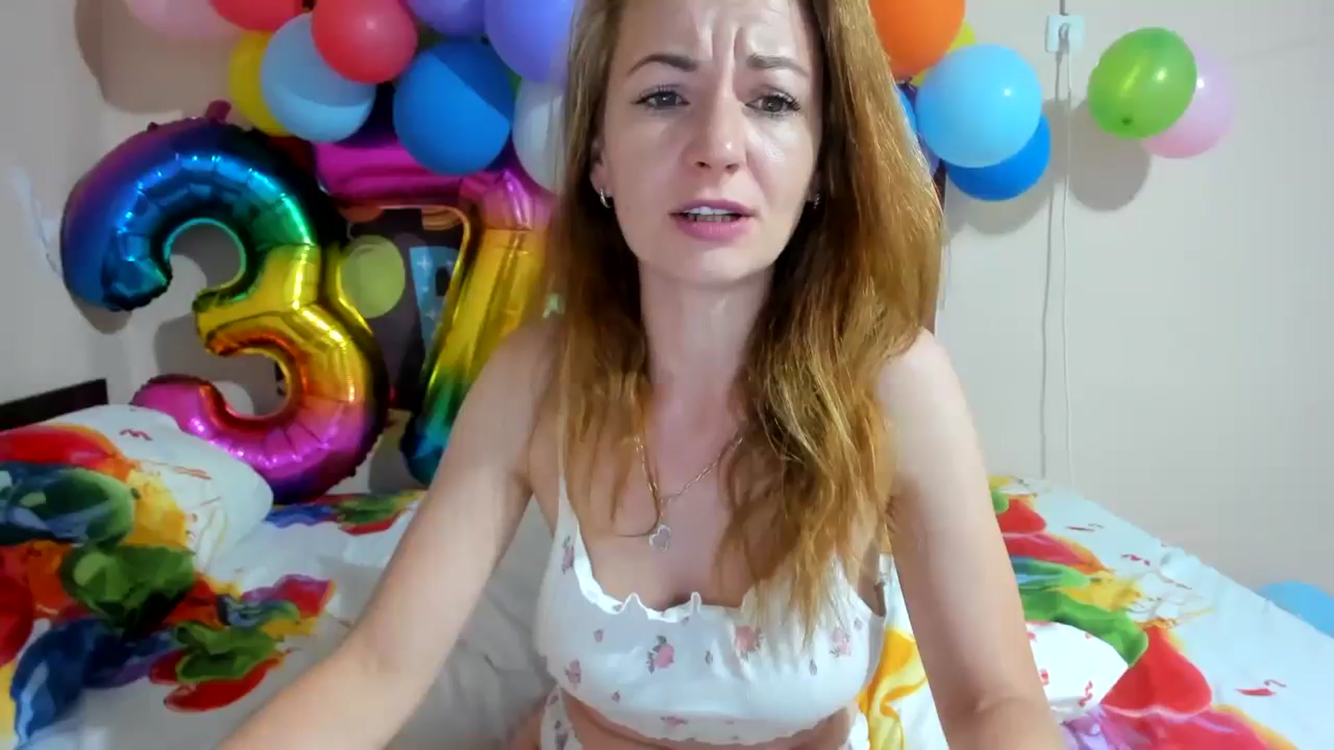 Gallery image thumbnail from elishasbday4u's myfreecams stream on, 05/21/2025, 03:21 image 10 of 20
