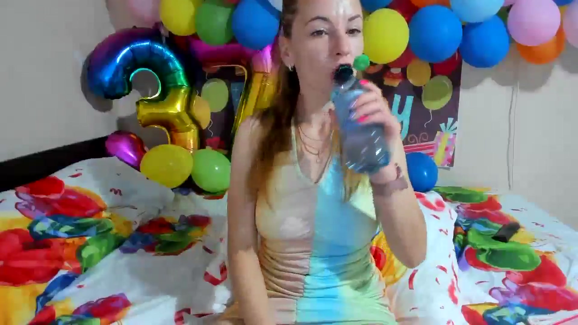 Gallery image thumbnail from elishasbday4u's myfreecams stream on, 05/28/2025, 03:37 image 3 of 20